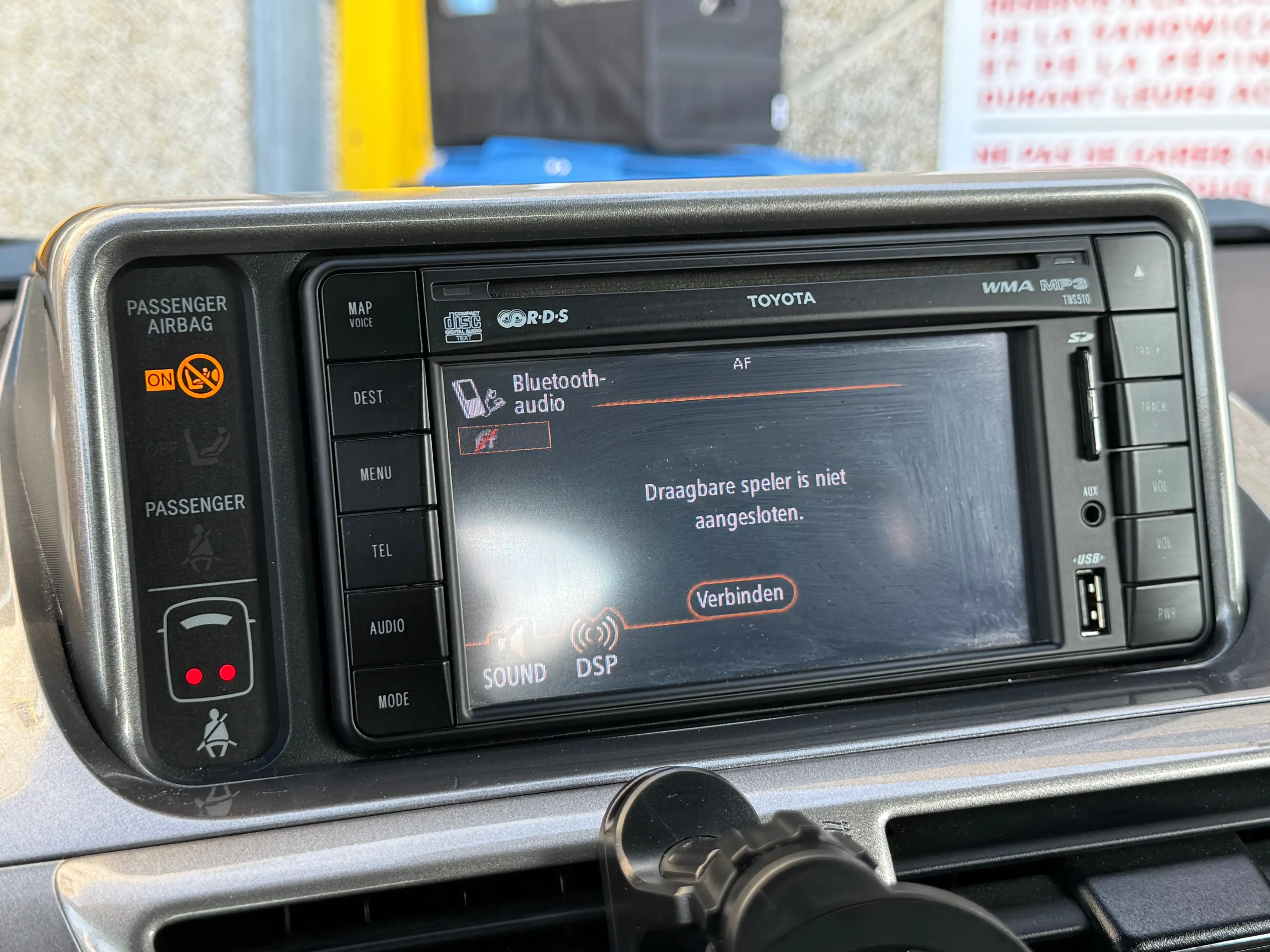 Toyota iQ iQ 1.0i VVT-i / AIRCO / GARANTIE / KEY LESS / GPS BLUETOOTH / AUTOMATIQUE — photo 14