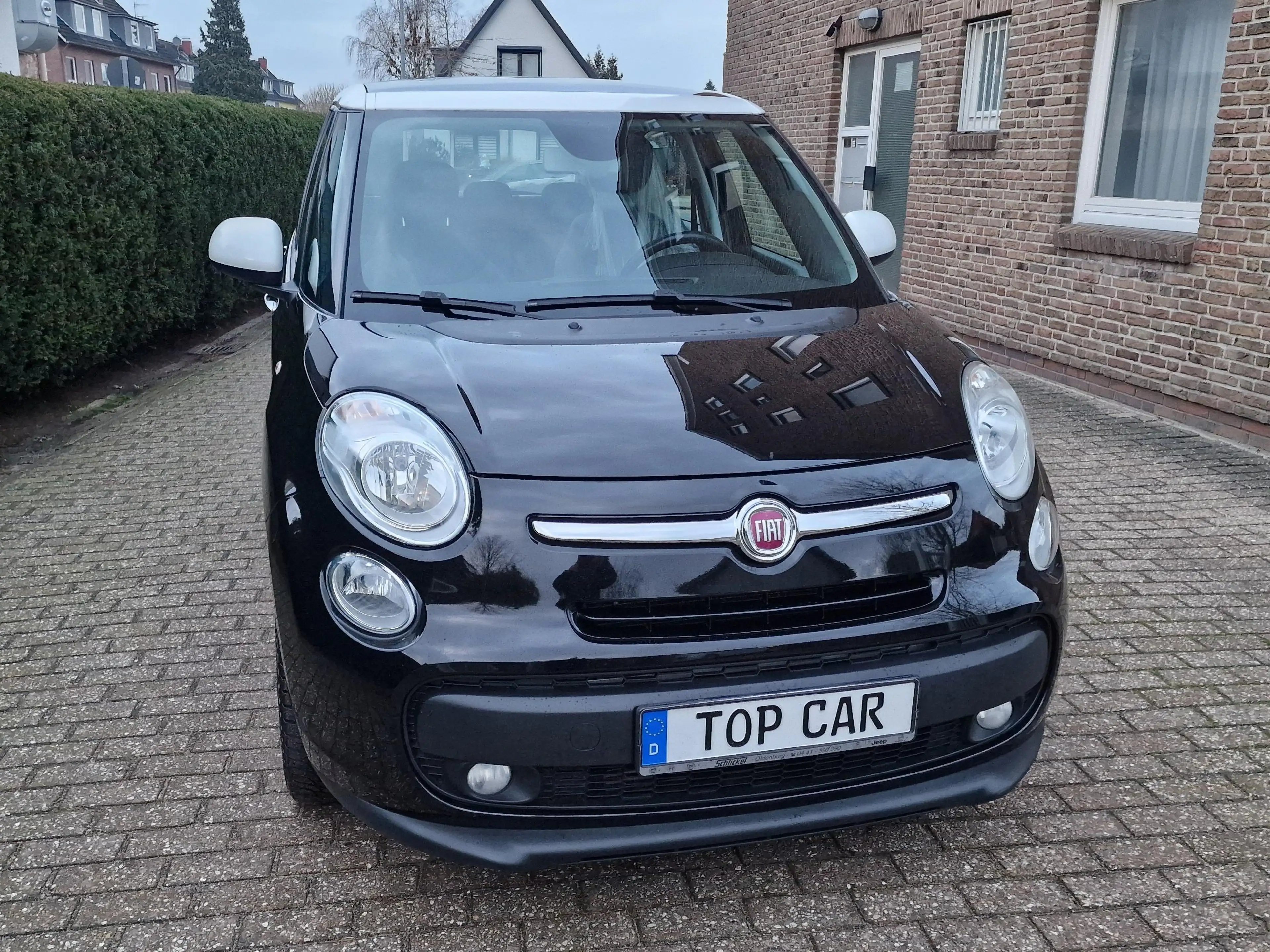 Fiat 500L Lounge 1Hand — photo 12