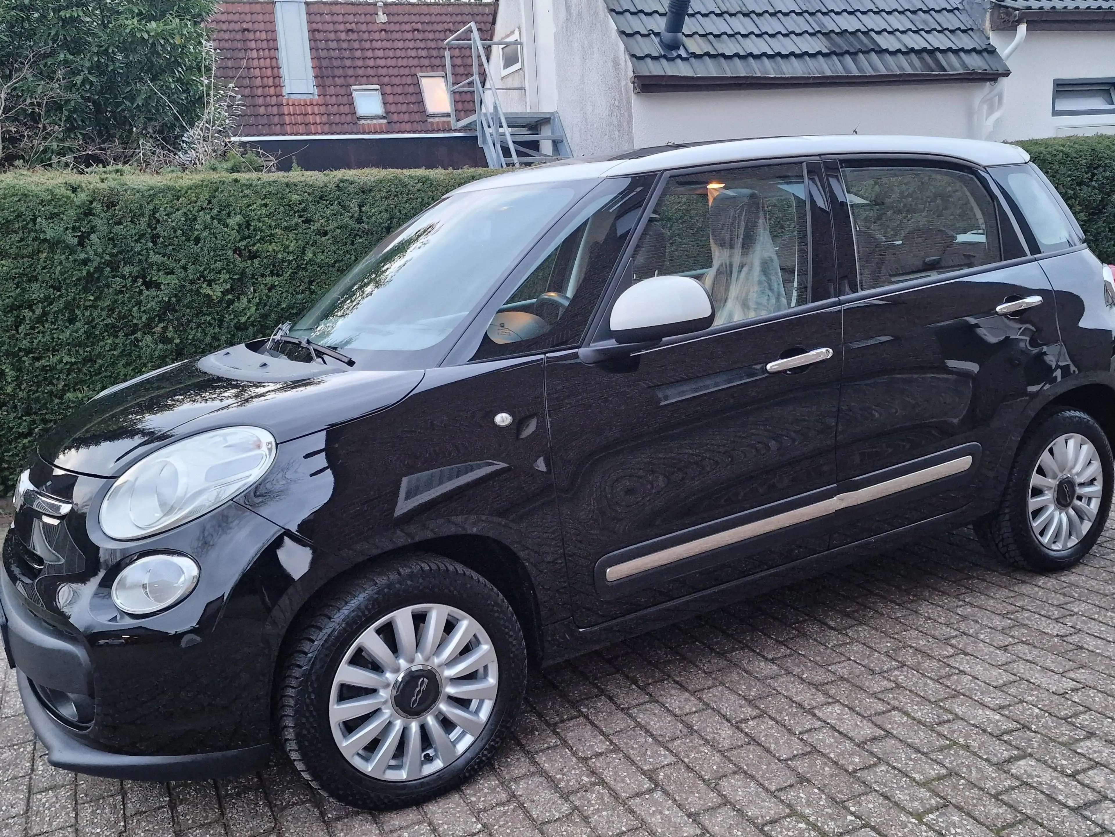 Fiat 500L Lounge 1Hand — photo 10