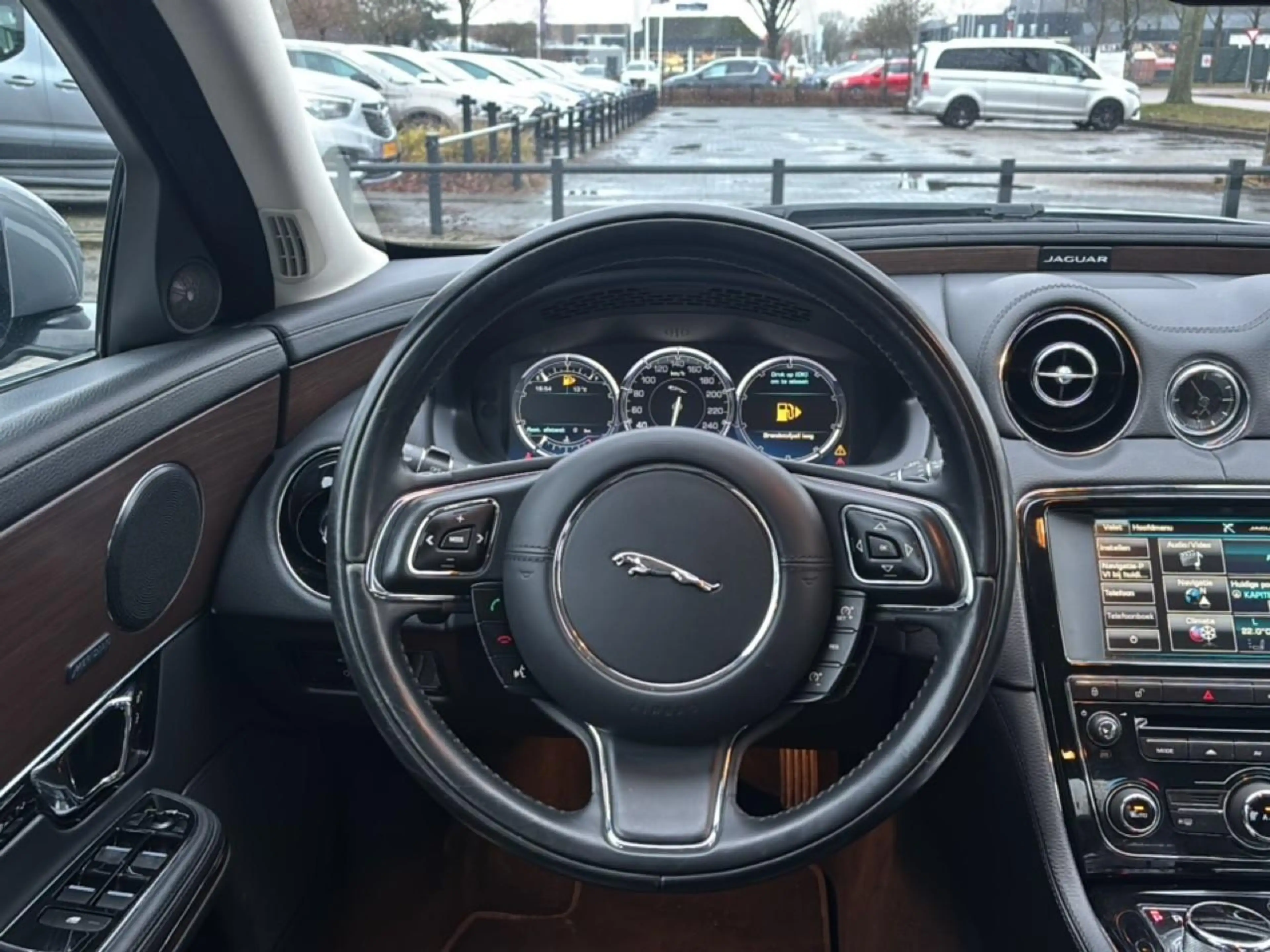 Jaguar XJ 3.0 V6D LEDER PANODAK LMV 121000KM! — photo 8