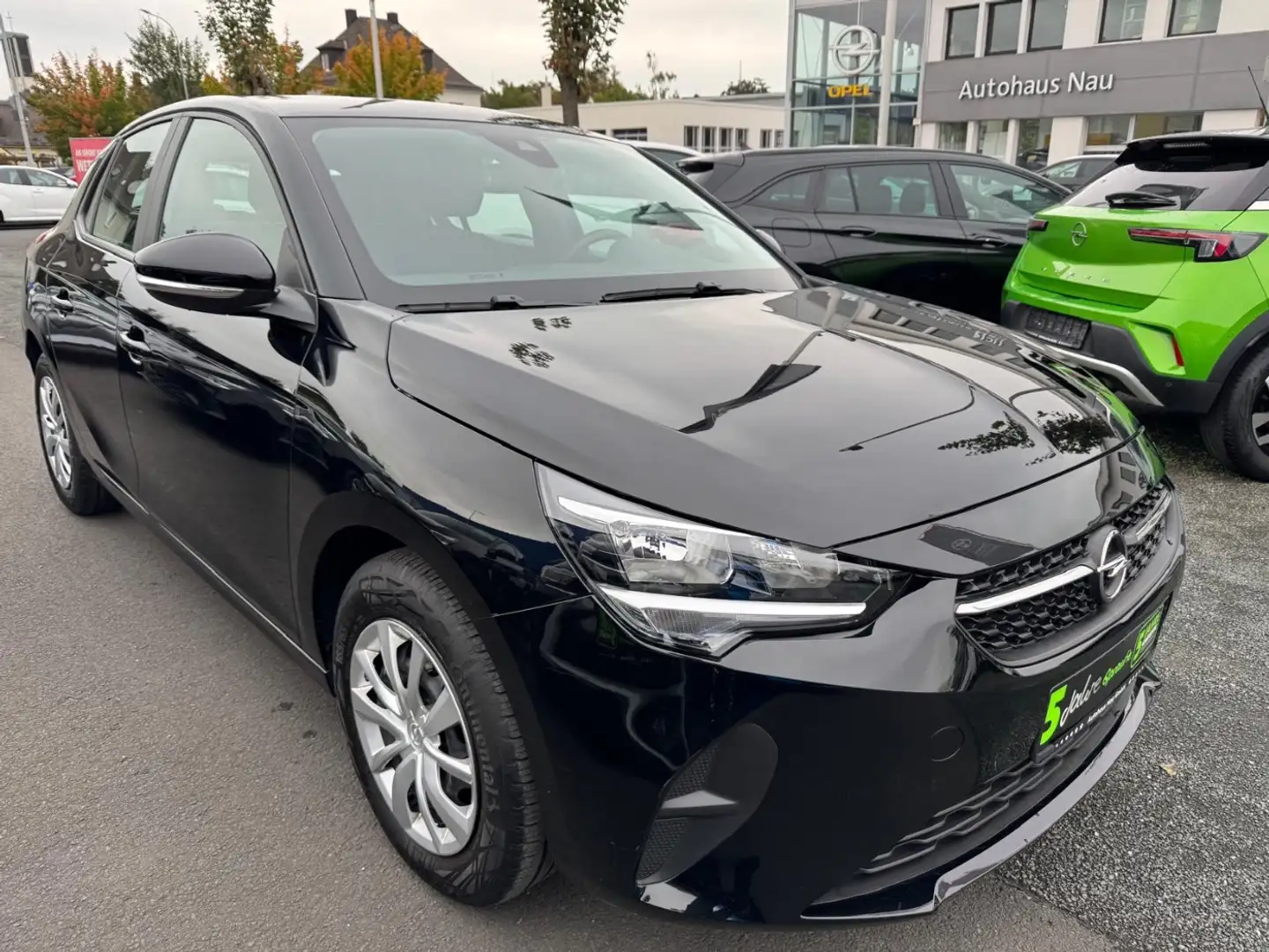 Opel Corsa 1.2 Edition mit Navi Sitzhz. Kamera Inkl. Inspekti Schwarz - 2