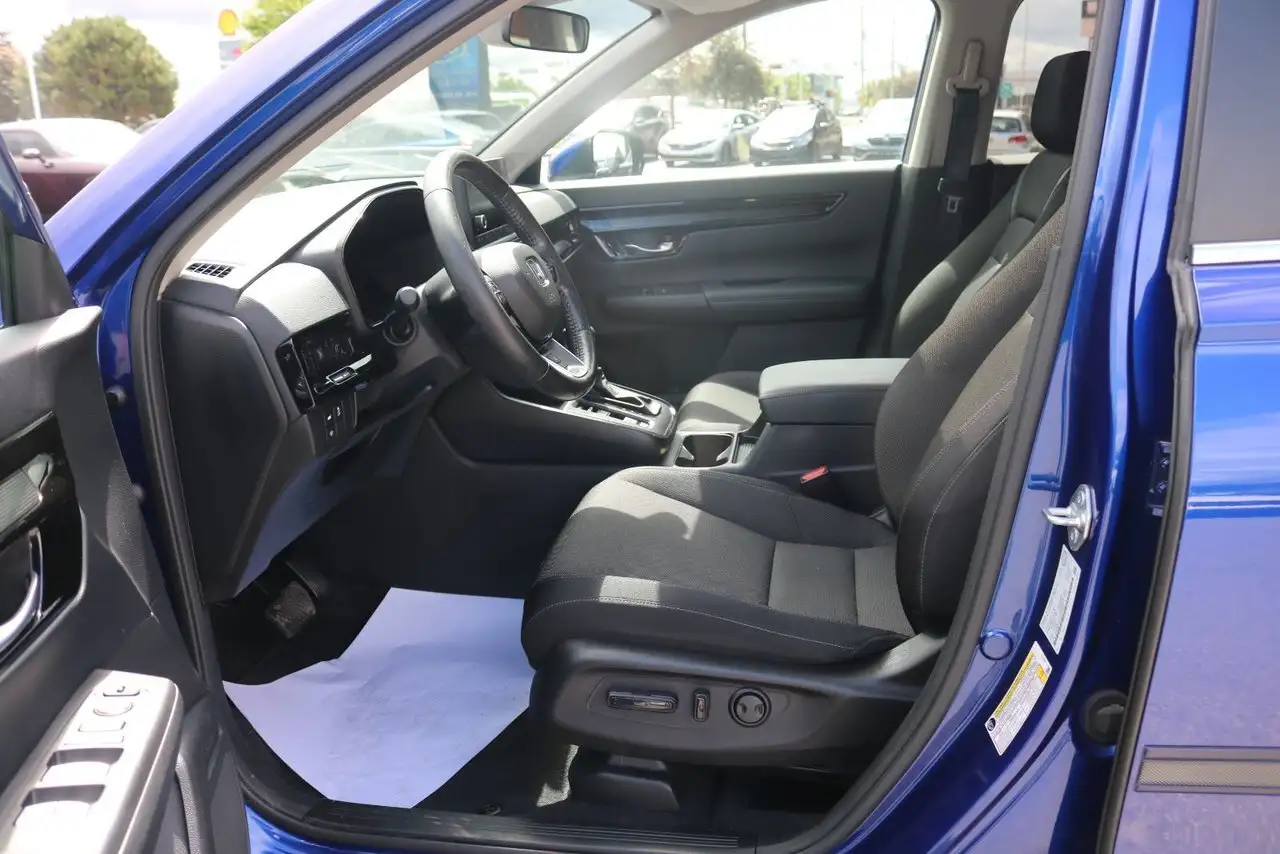 Honda CR-V photo Honda CR-V