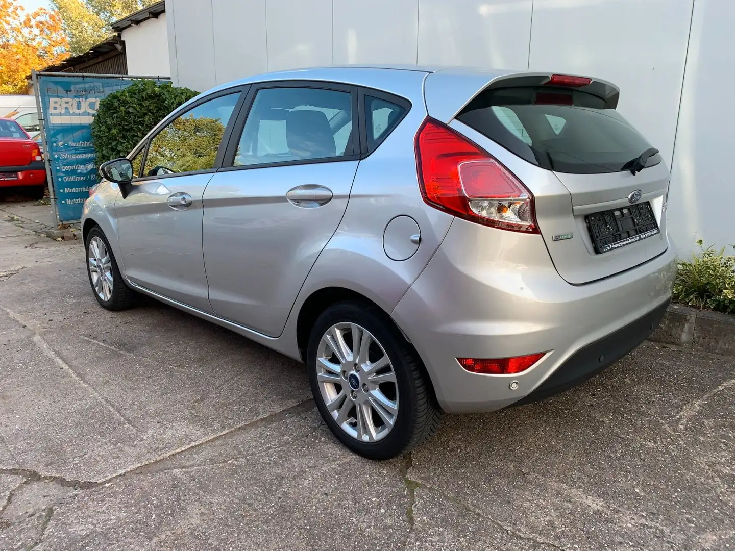 Ford Fiesta SYNC Edition top Zustand Scheckheft Silber - 2