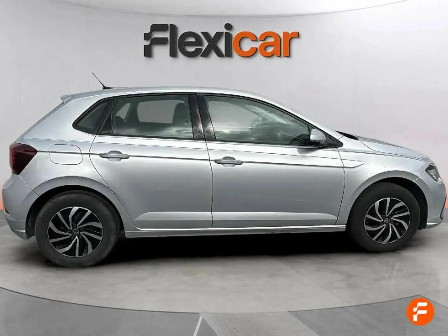 Volkswagen Polo 1.0 TSI Life 70kW Gris - 2