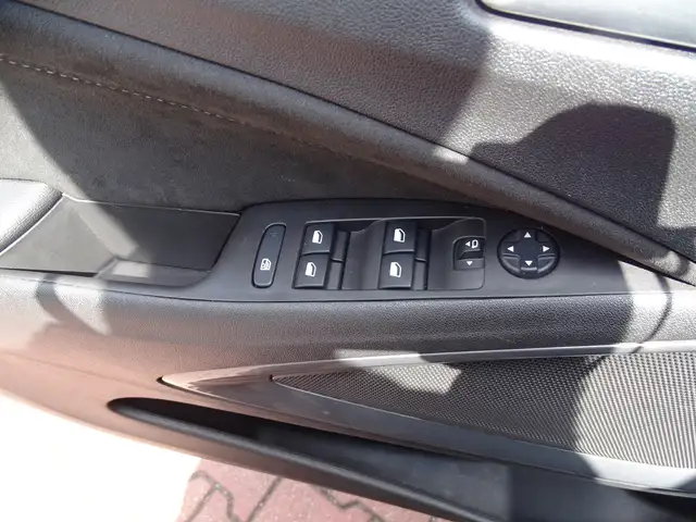 Opel Crossland view 11