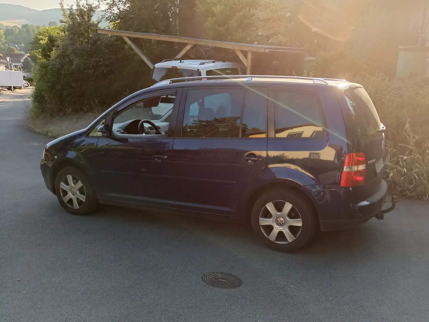 Volkswagen Touran Touran 2.0 TDI DSG Trendline Blau - 2