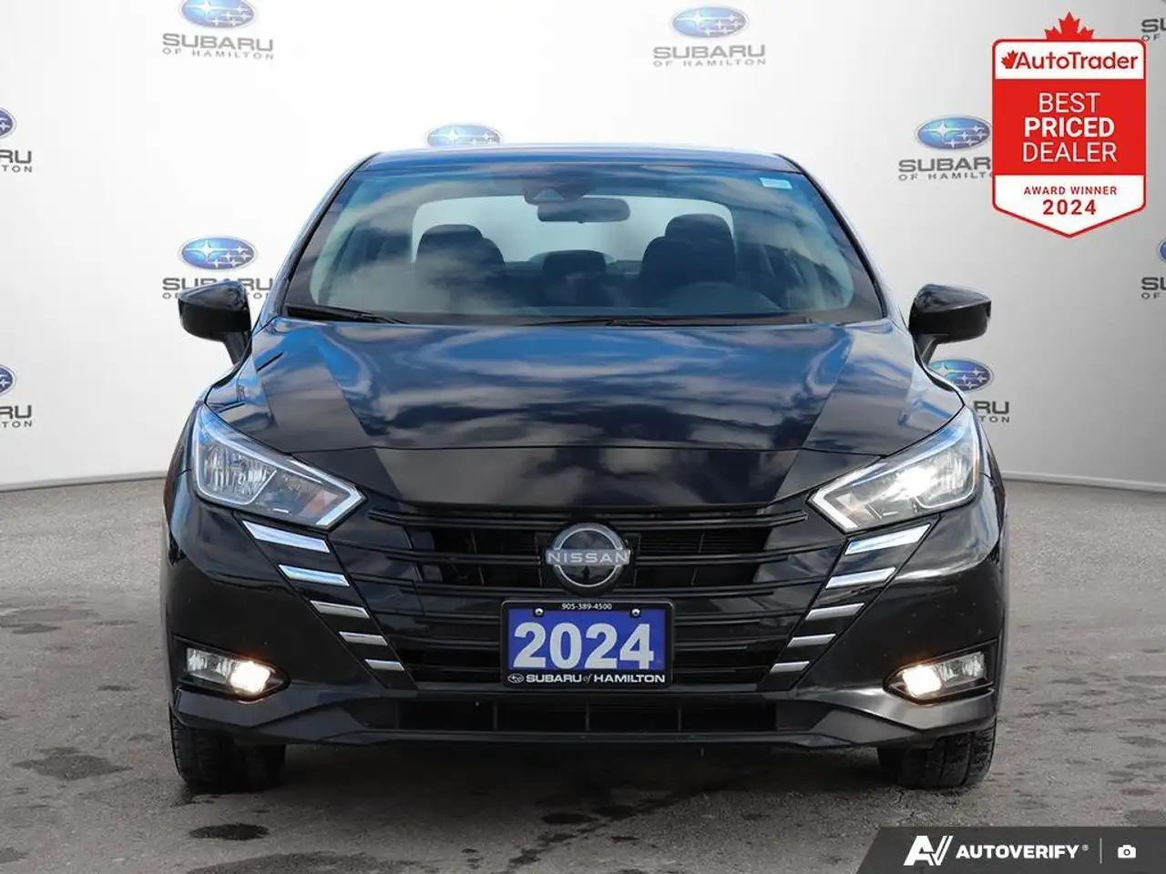 Nissan Versa снимка Nissan Versa