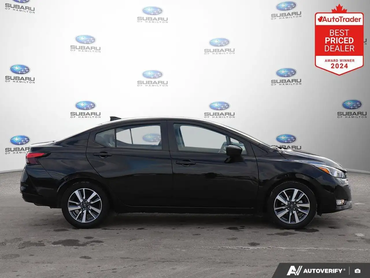 Nissan Versa снимка Nissan Versa