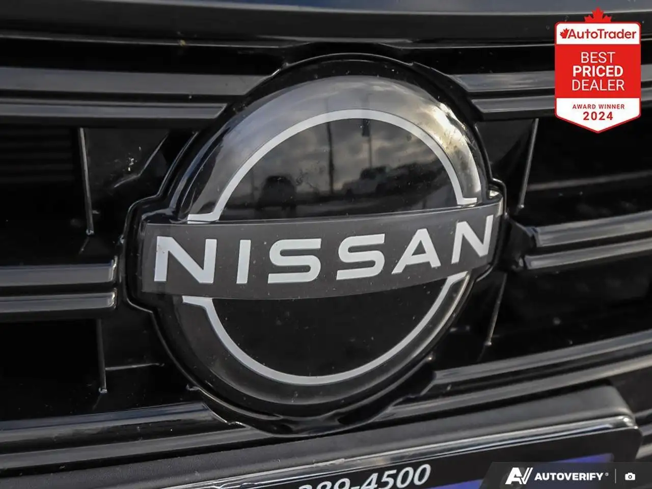 Nissan Versa снимка Nissan Versa