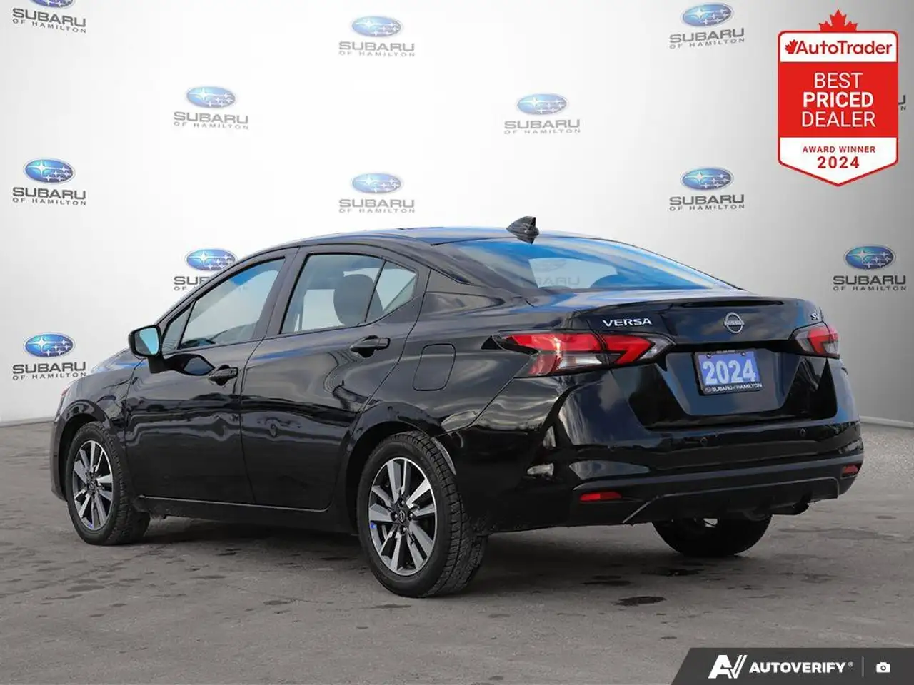 Nissan Versa снимка Nissan Versa