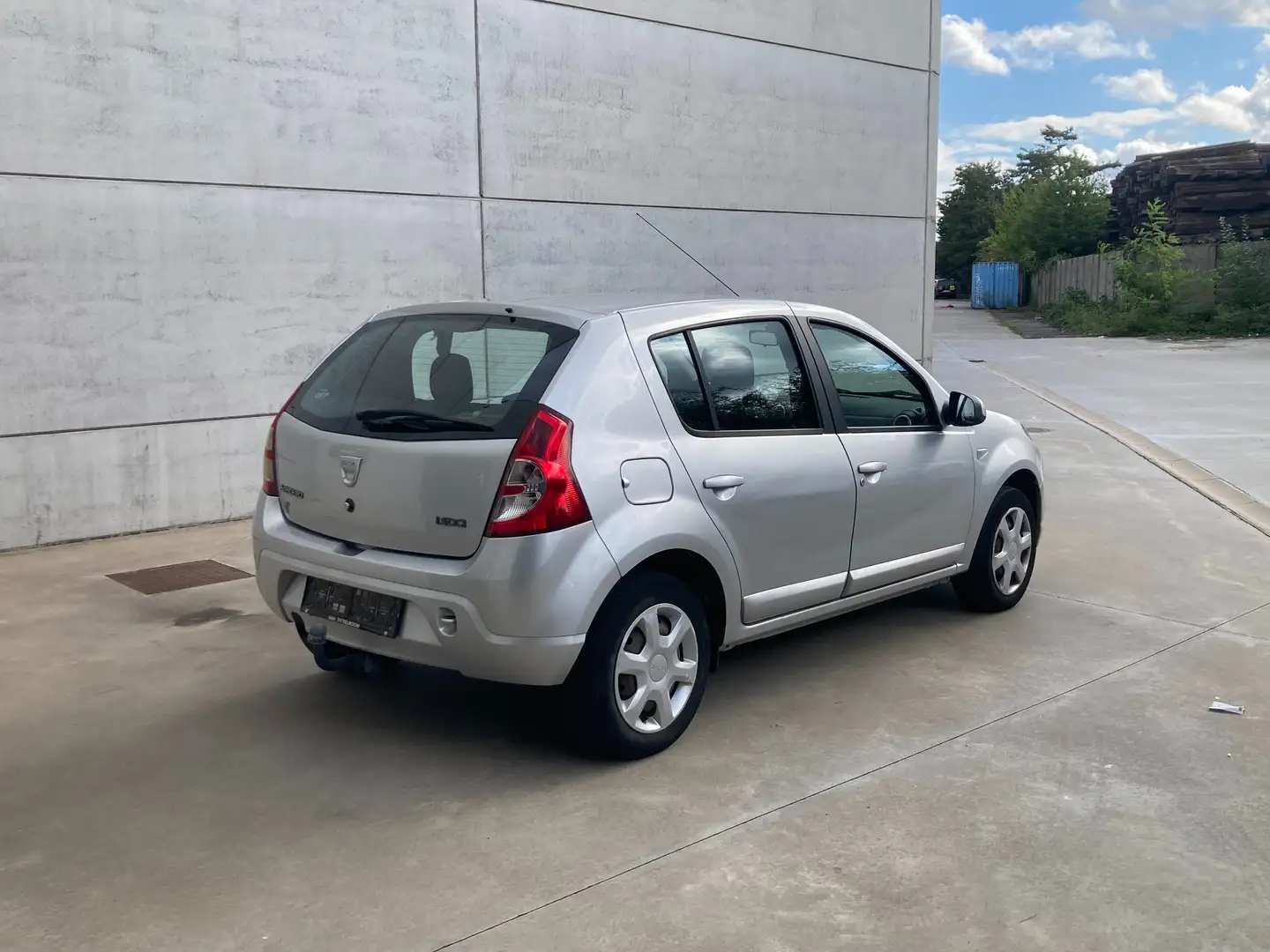 Dacia Sandero 1.5 dci diesel 2011 met 112000km* EURO 5*AIRCO* Argent - 1