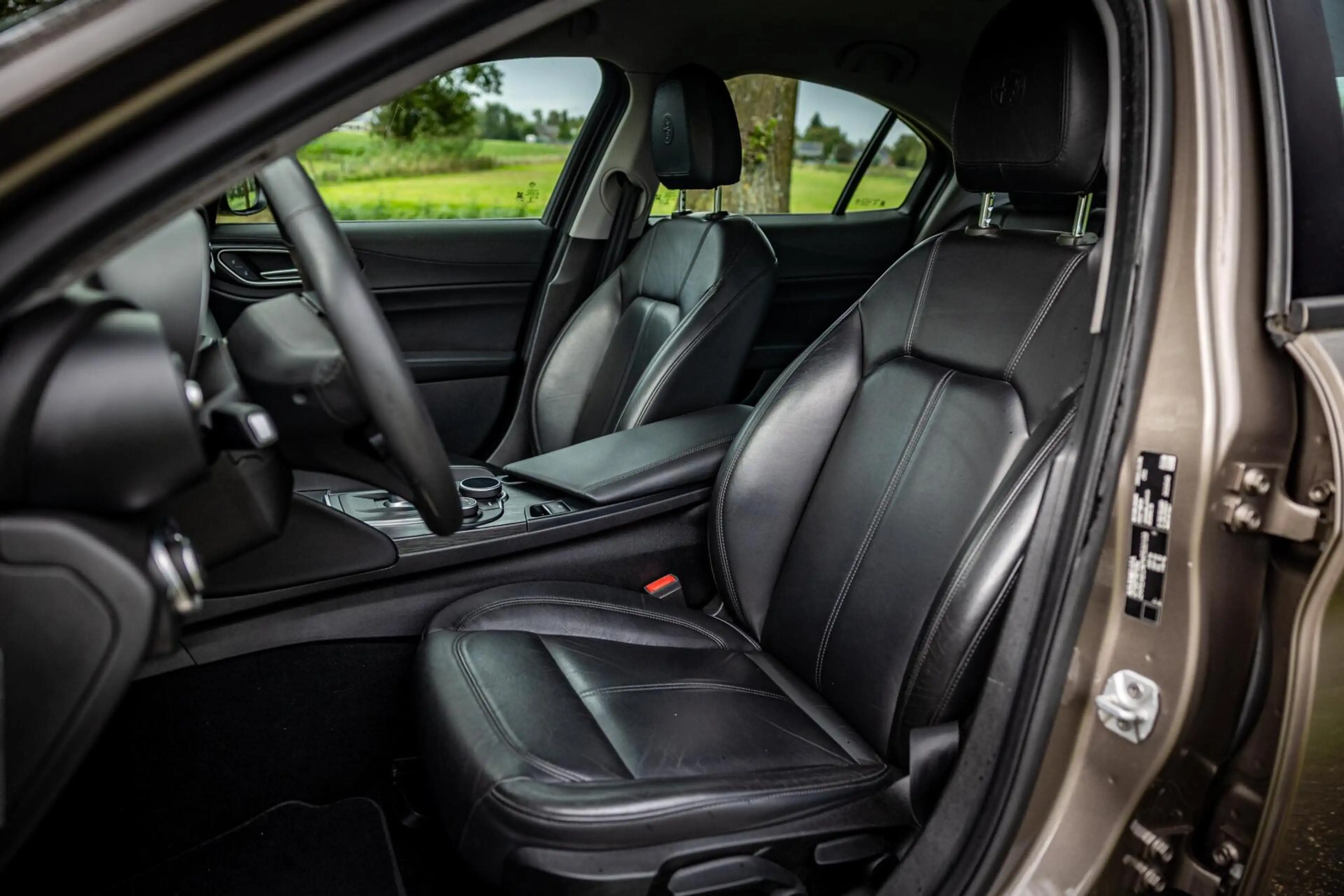 Alfa Romeo Giulia 2.0T Super |Nap |Leder |Automaat |Keyless — photo 12