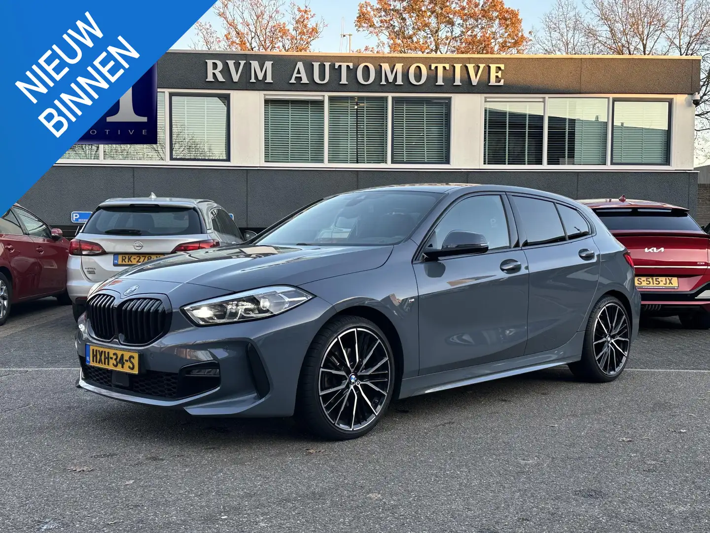 BMW 118 1-serie 118i Executive Edition M SPORT | HARMAN & Gris - 1