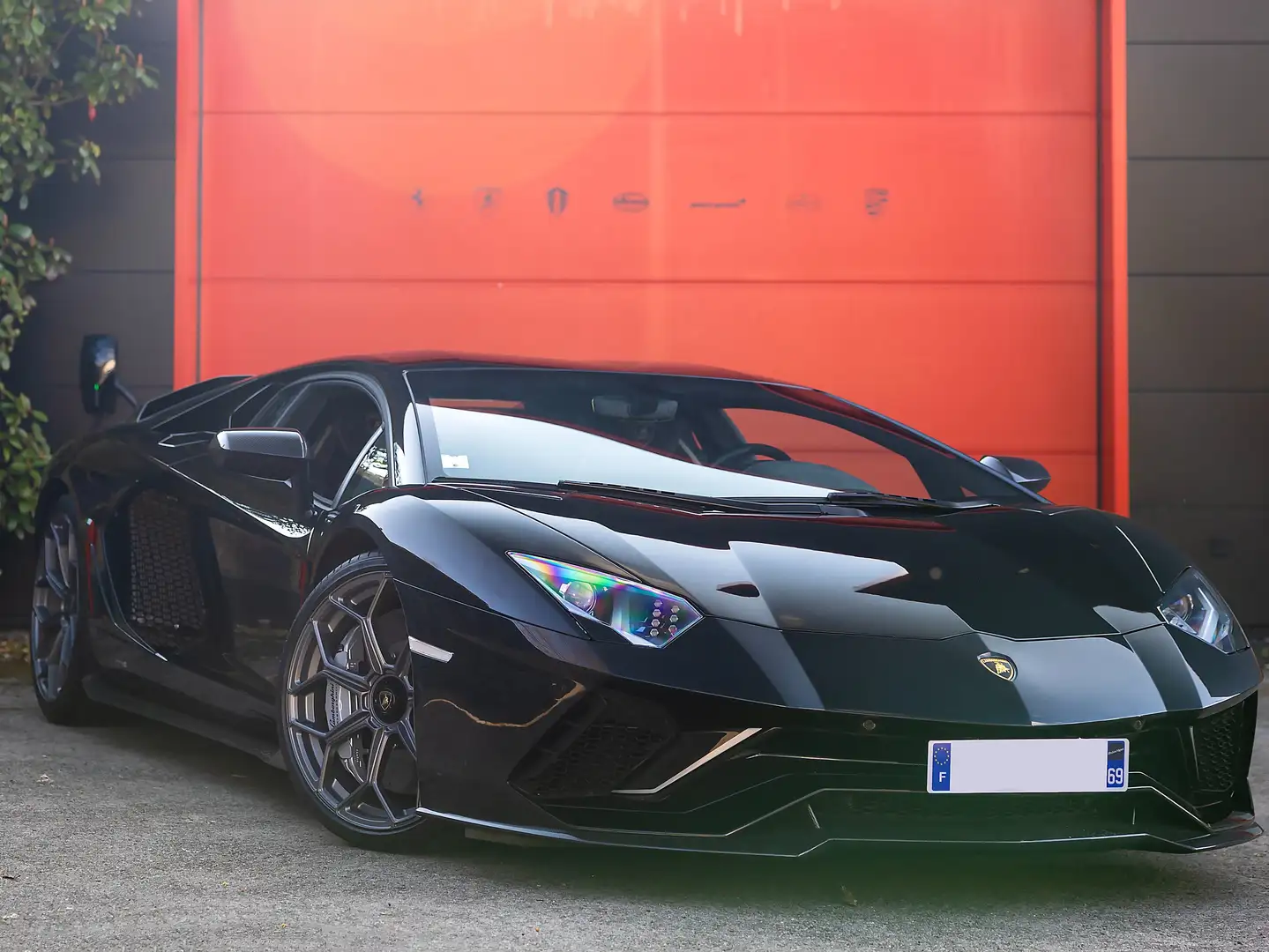 Lamborghini Aventador LP780 Ultimae Noir - 1