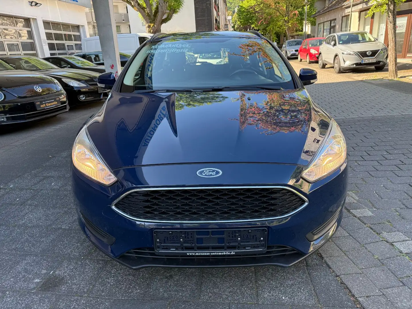 Ford Focus Turnier 1.0,Klima,AHK,Zahnr. ist erneuert Blau - 2