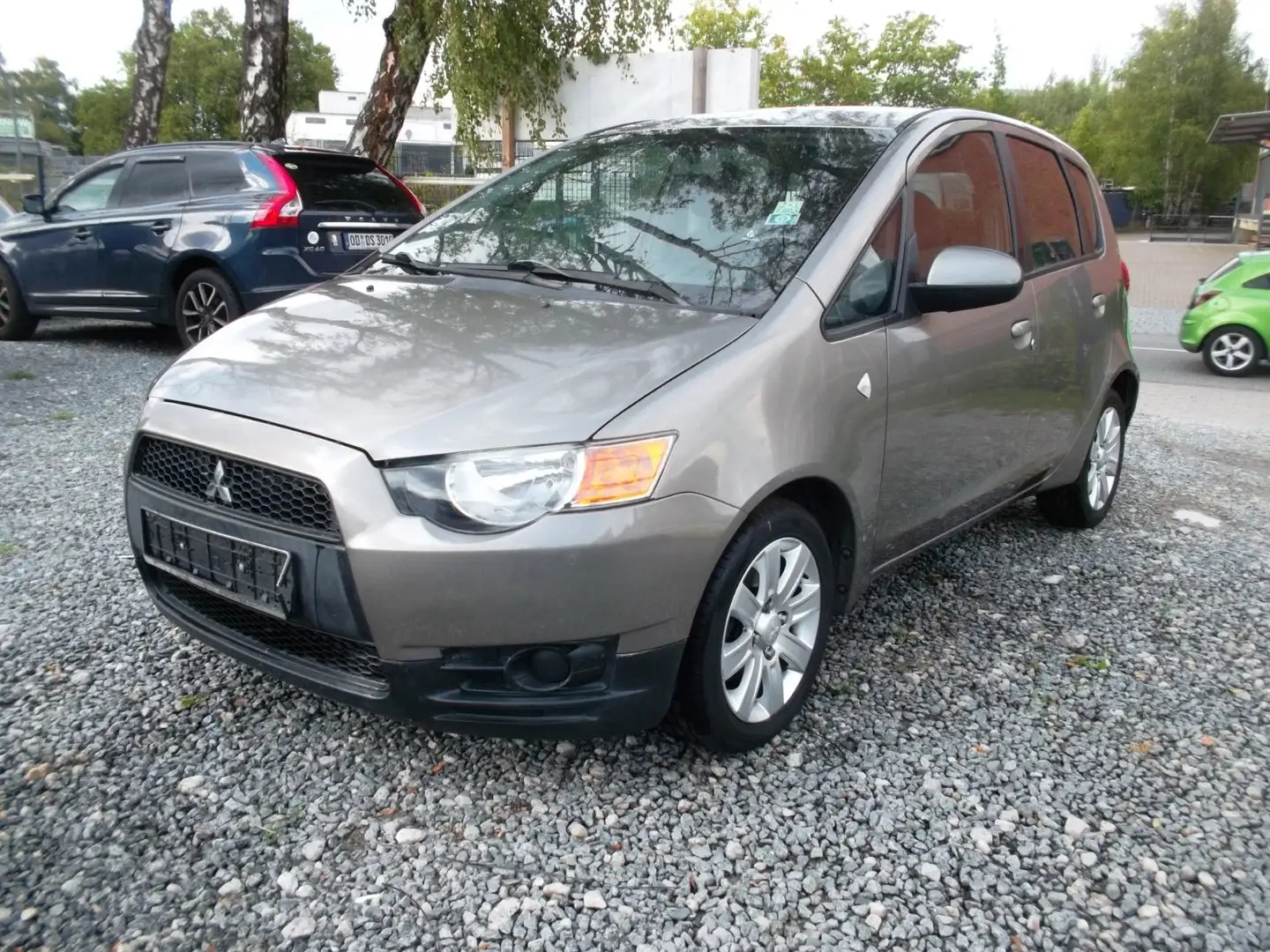 Mitsubishi Colt Lim. 5-trg. Invite, Automatik, 1.HAND Grau - 1
