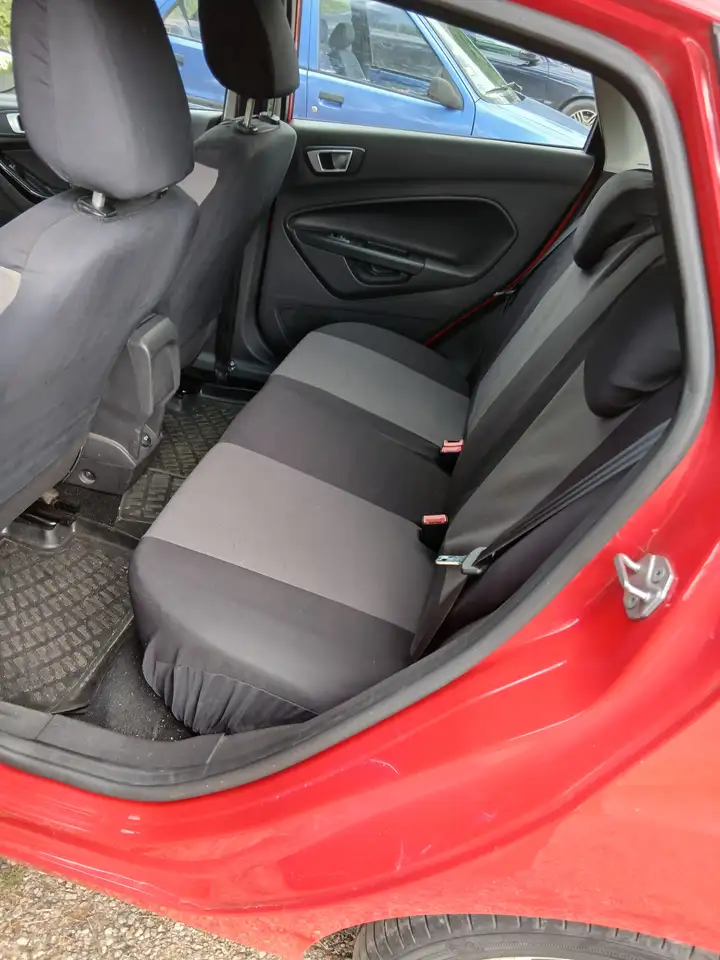 Ford Fiesta 5 portes — photo 6