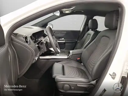 Annonce voiture d'occasion Mercedes-Benz GLA 180 - CARADIZE