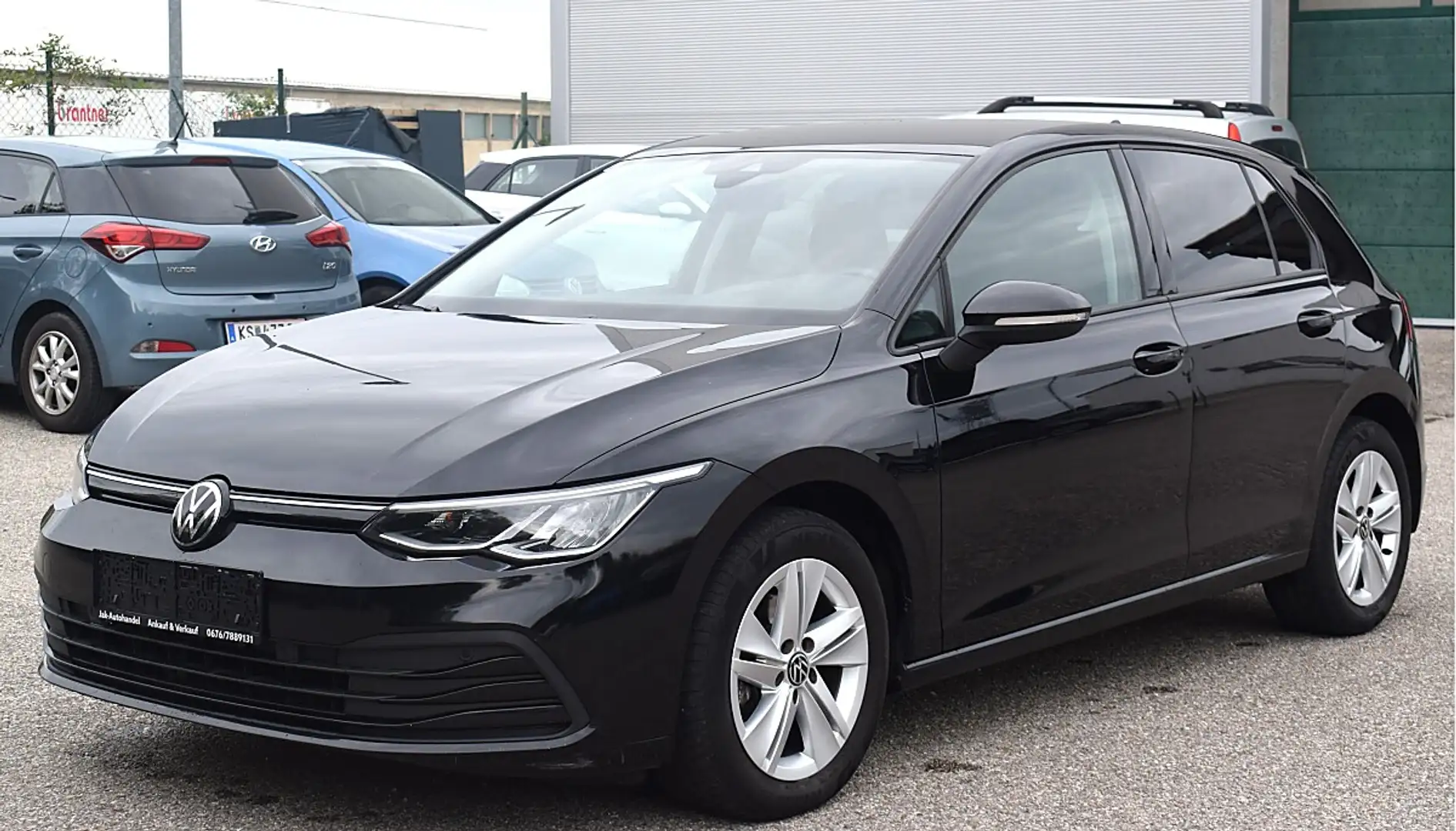 Volkswagen Golf VIII 2.0 TDI Life (EURO 6d) Schwarz - 1