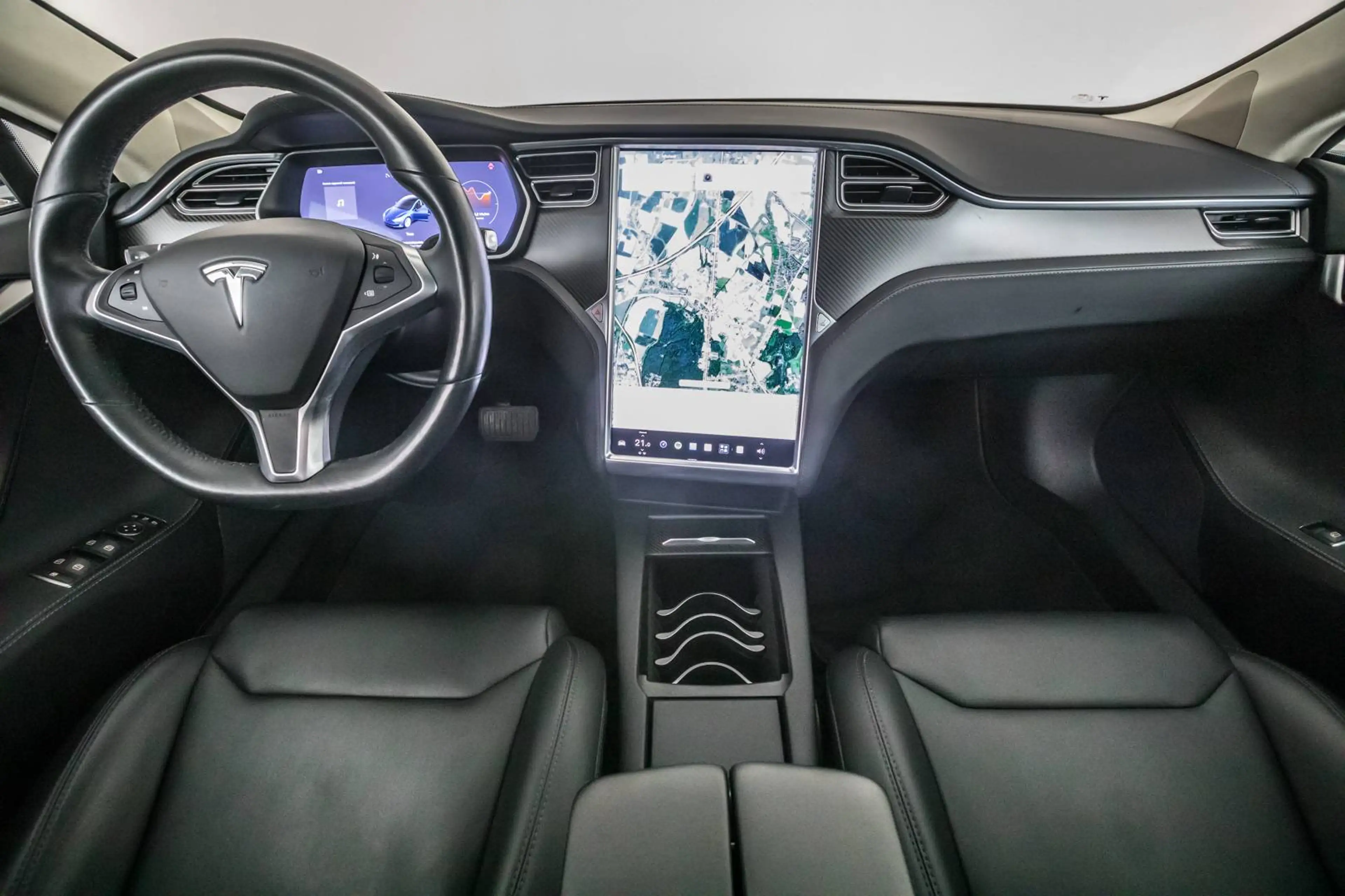 Tesla Model S 100D — photo 10