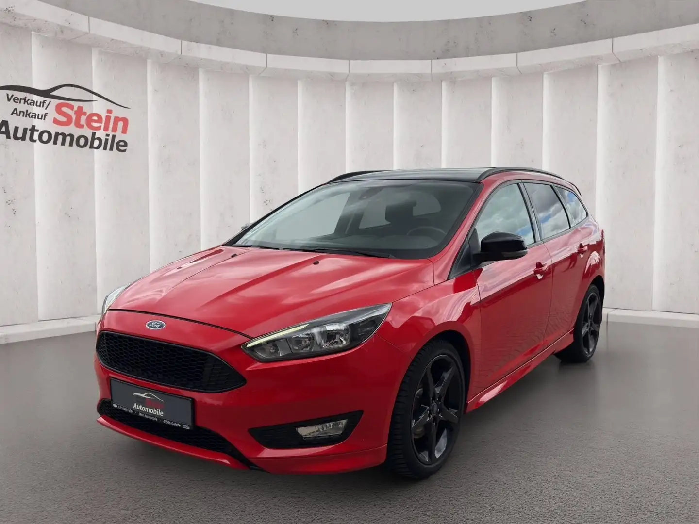 Ford Focus Turnier ST-Line Rouge - 1