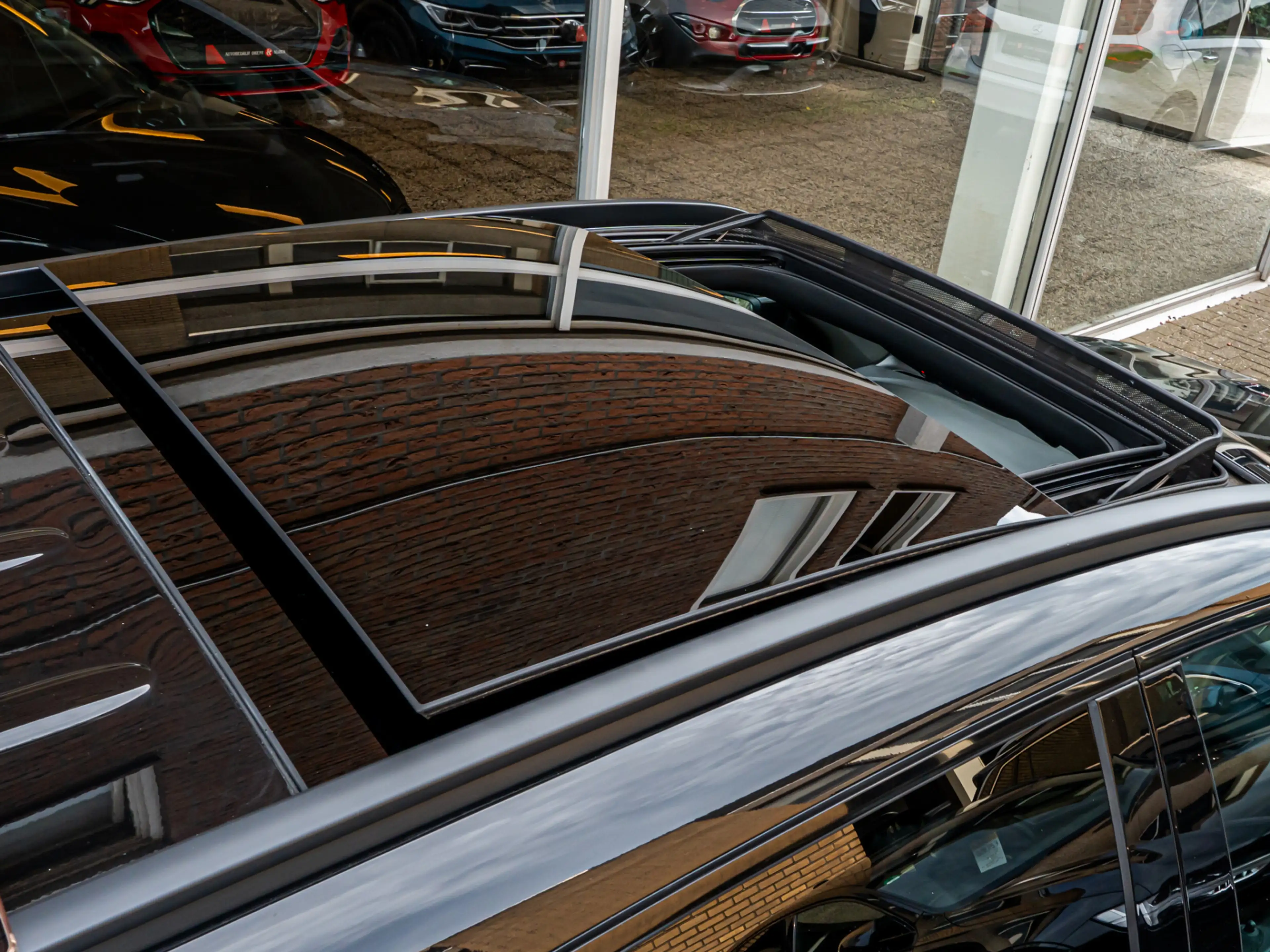 Mercedes-Benz GLC 300 300e 4MATIC Premium AMG PANO 20 INCH CAMERA MEMORY — photo 6