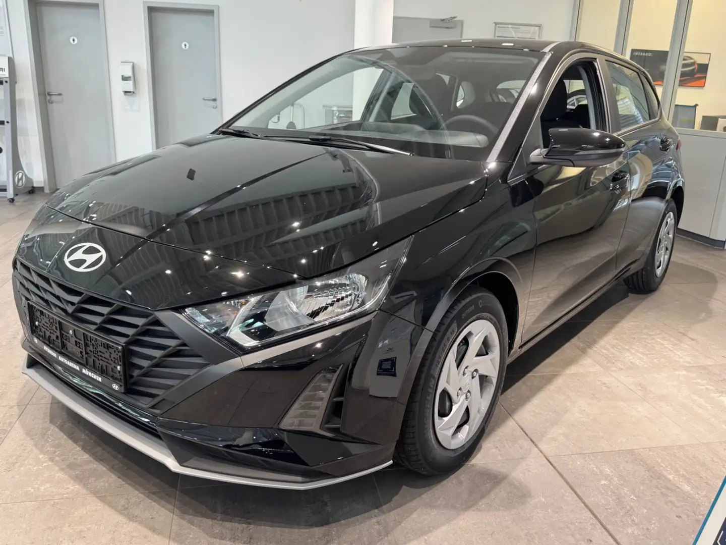 Hyundai i20 1.2 Select DynLicht Facelift Kam. PDC Noir - 2