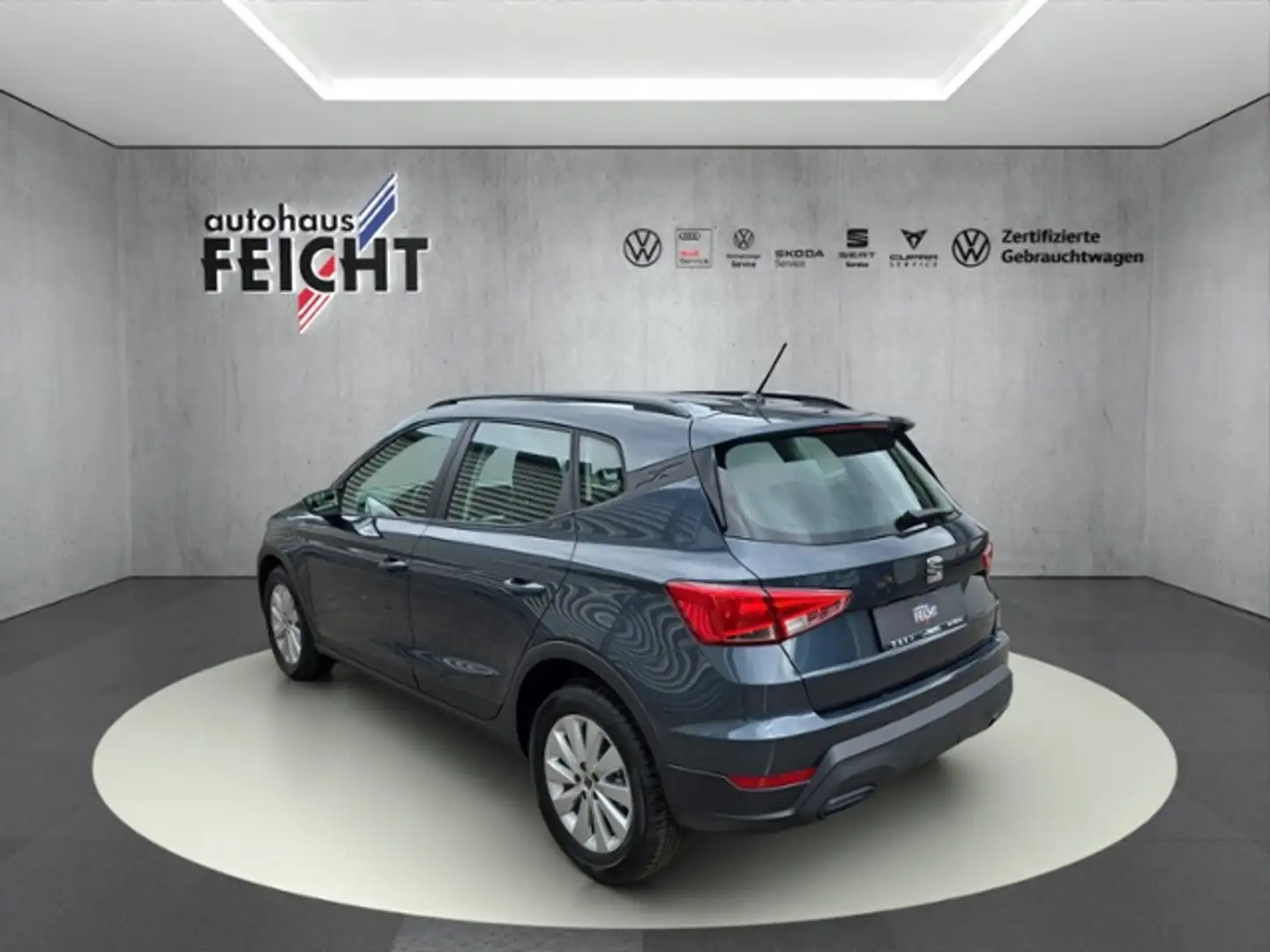 SEAT Arona 1.0 TSI Style+LED+PDC+APP-CONNECT+DAB+GJR Silber - 2