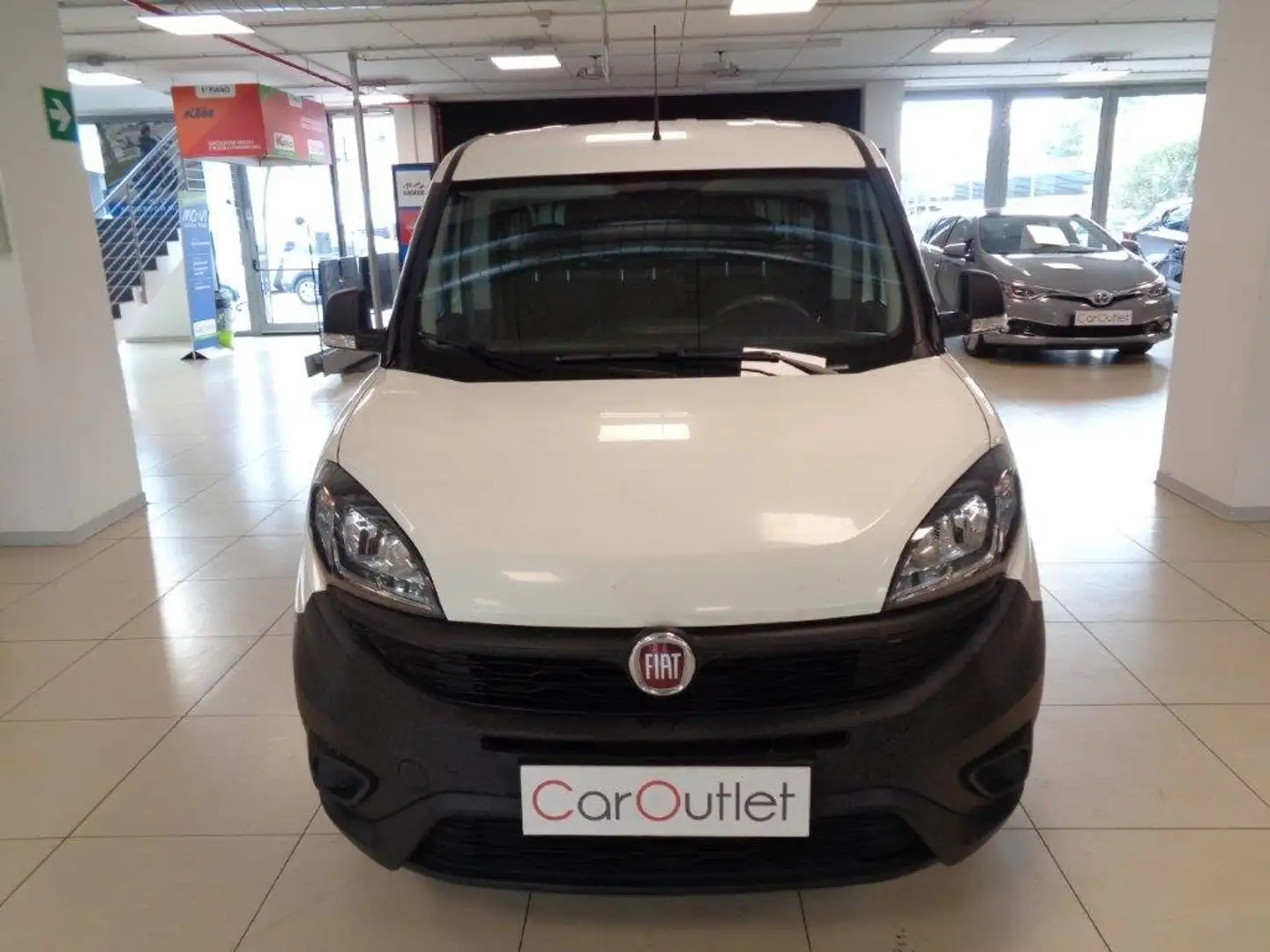 Fiat Doblo 1.6 MJT 105CV S&S PC-TN Cargo Lounge Bianco - 2