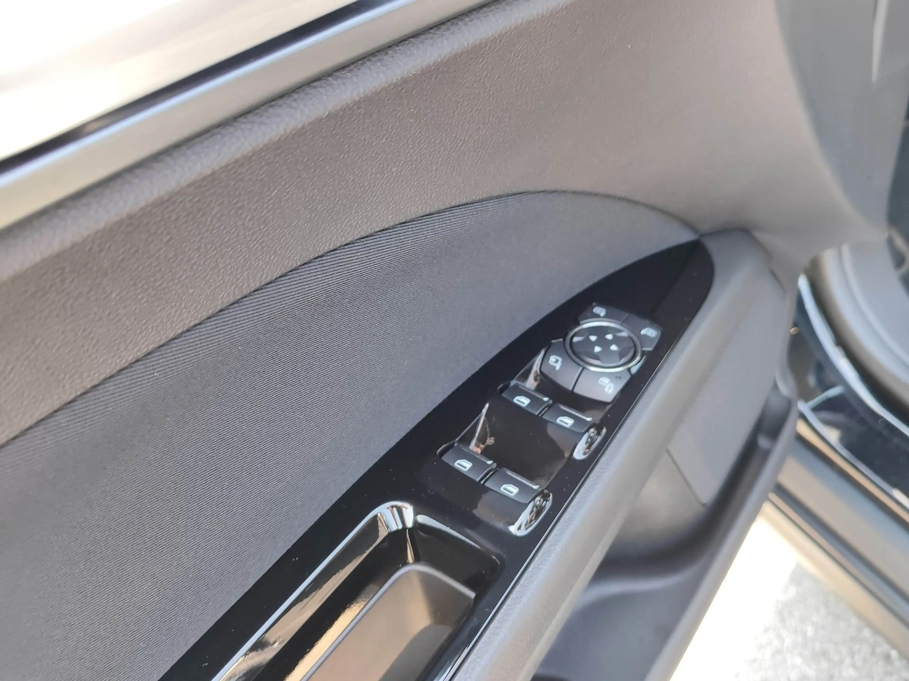 Ford Mondeo Turnier Business Edt. *LED*AHK*AUTOMATIK* — photo 12