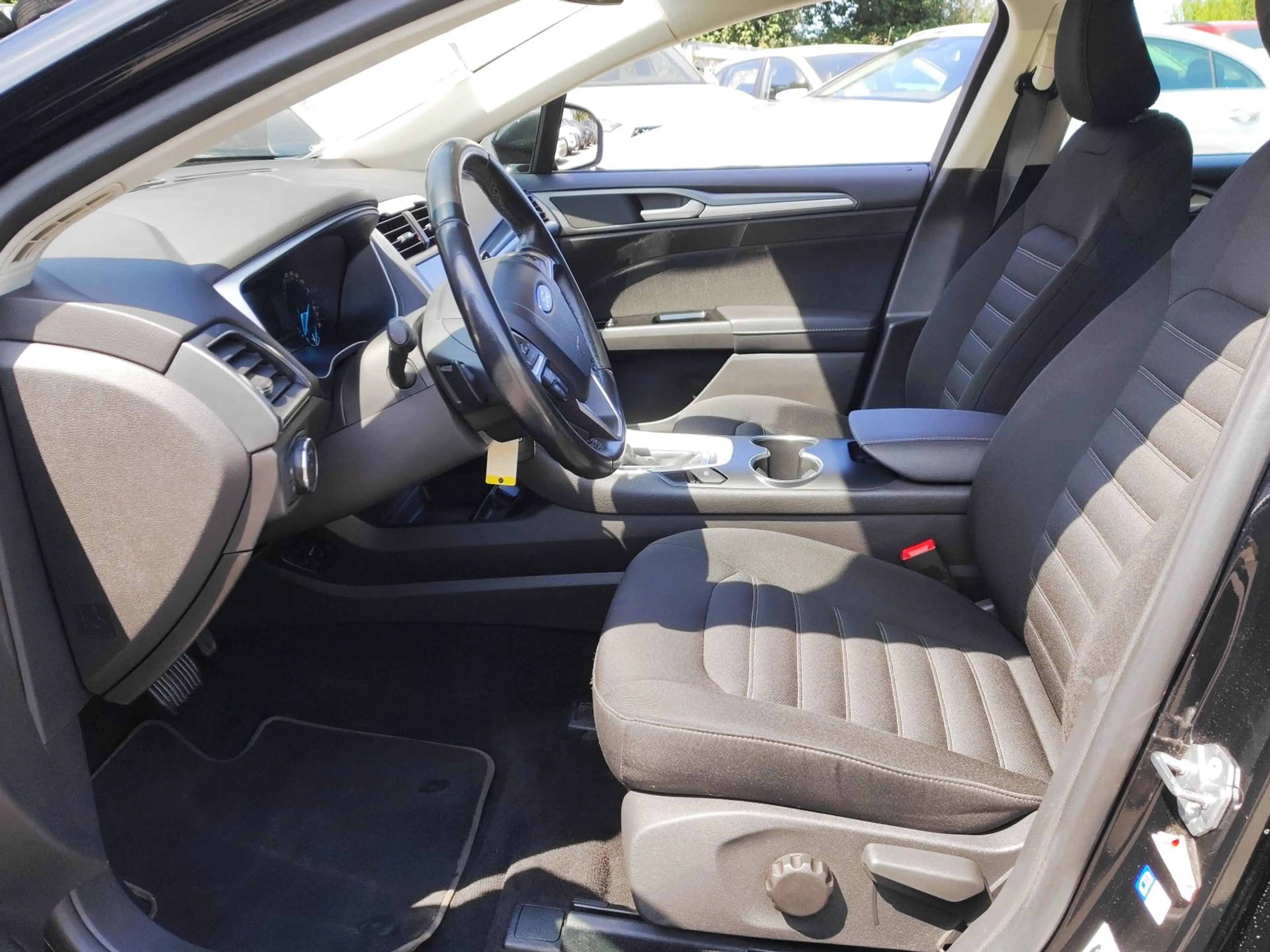 Ford Mondeo Turnier Business Edt. *LED*AHK*AUTOMATIK* — photo 13