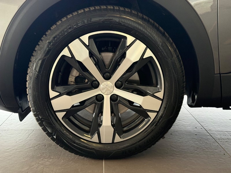 Peugeot 5008 1.5 BlueHDi 130 GT Anhängerkupplung*7-Sitzer — photo 8