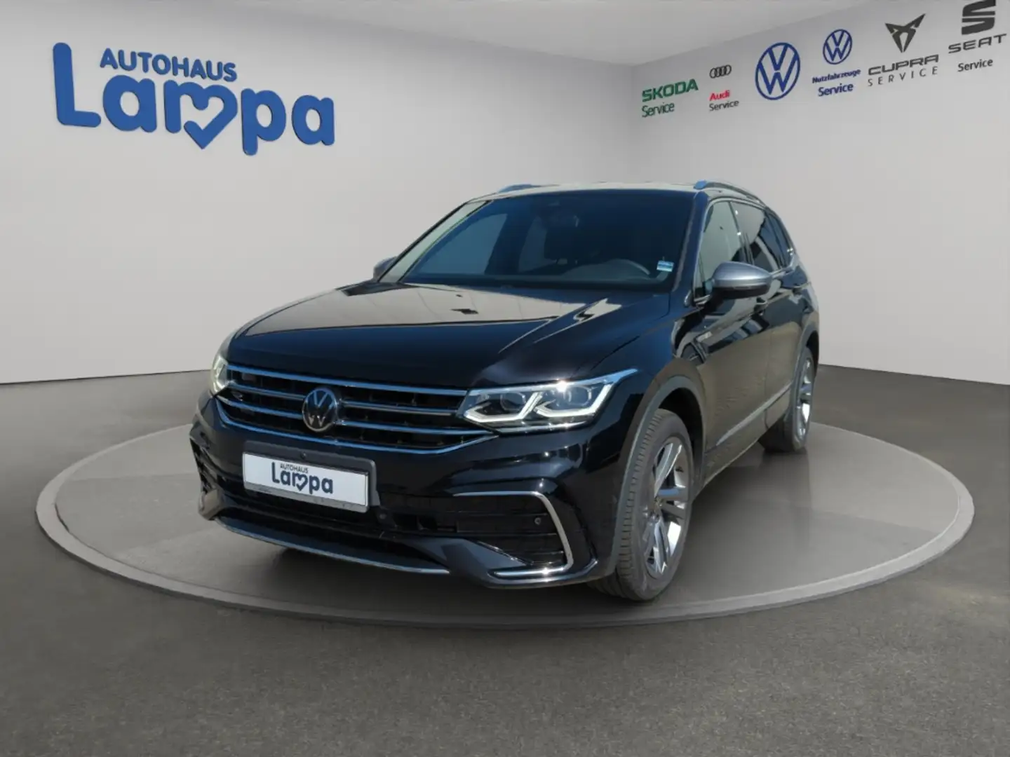 Volkswagen Tiguan Allspace 4Motion R-Line 2.0 TDI DSG AHK,RFK,NAV,SHZ,MATRIX- Schwarz - 2