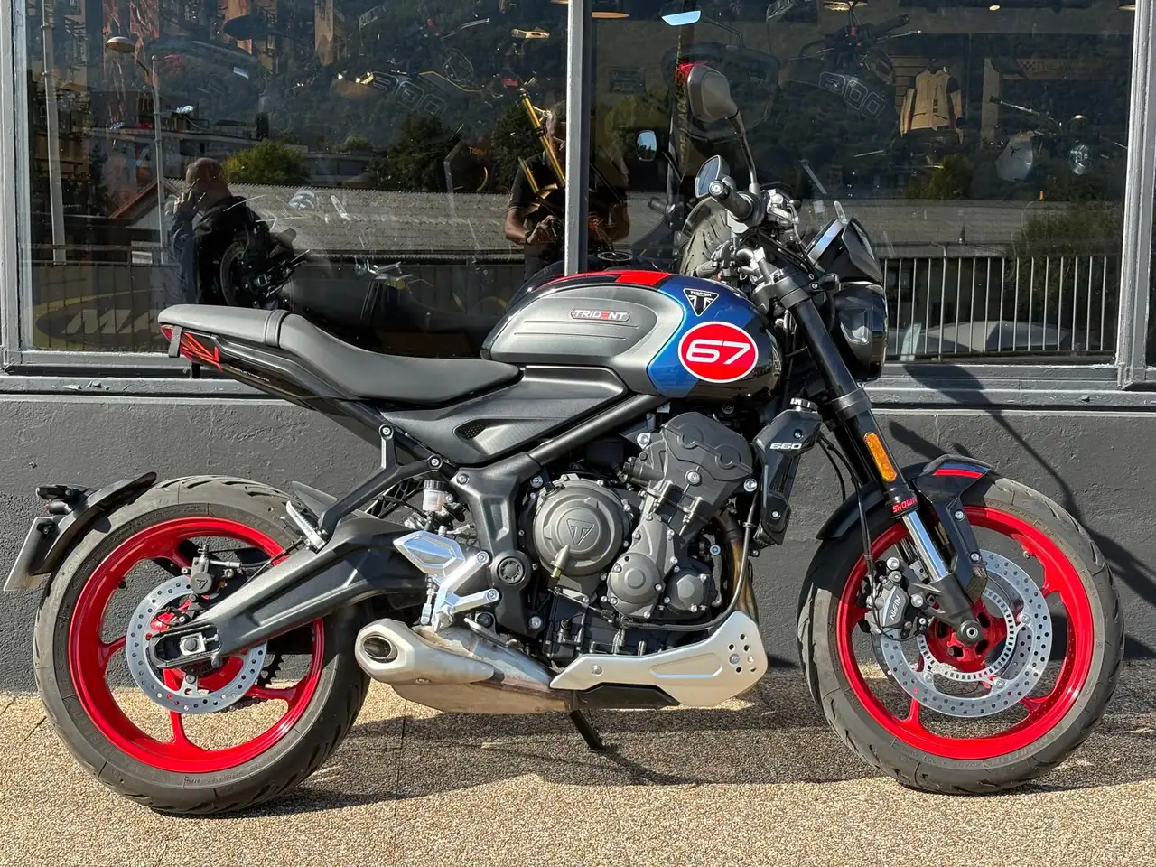 Triumph Trident 660