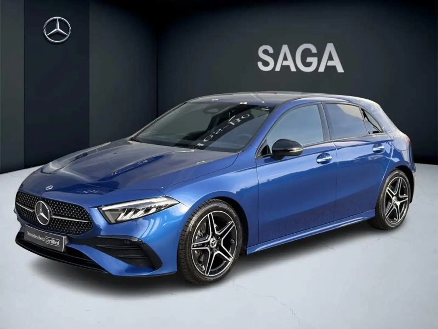 Mercedes-Benz A 200 AMG Pack Night Facelift Bleu - 1