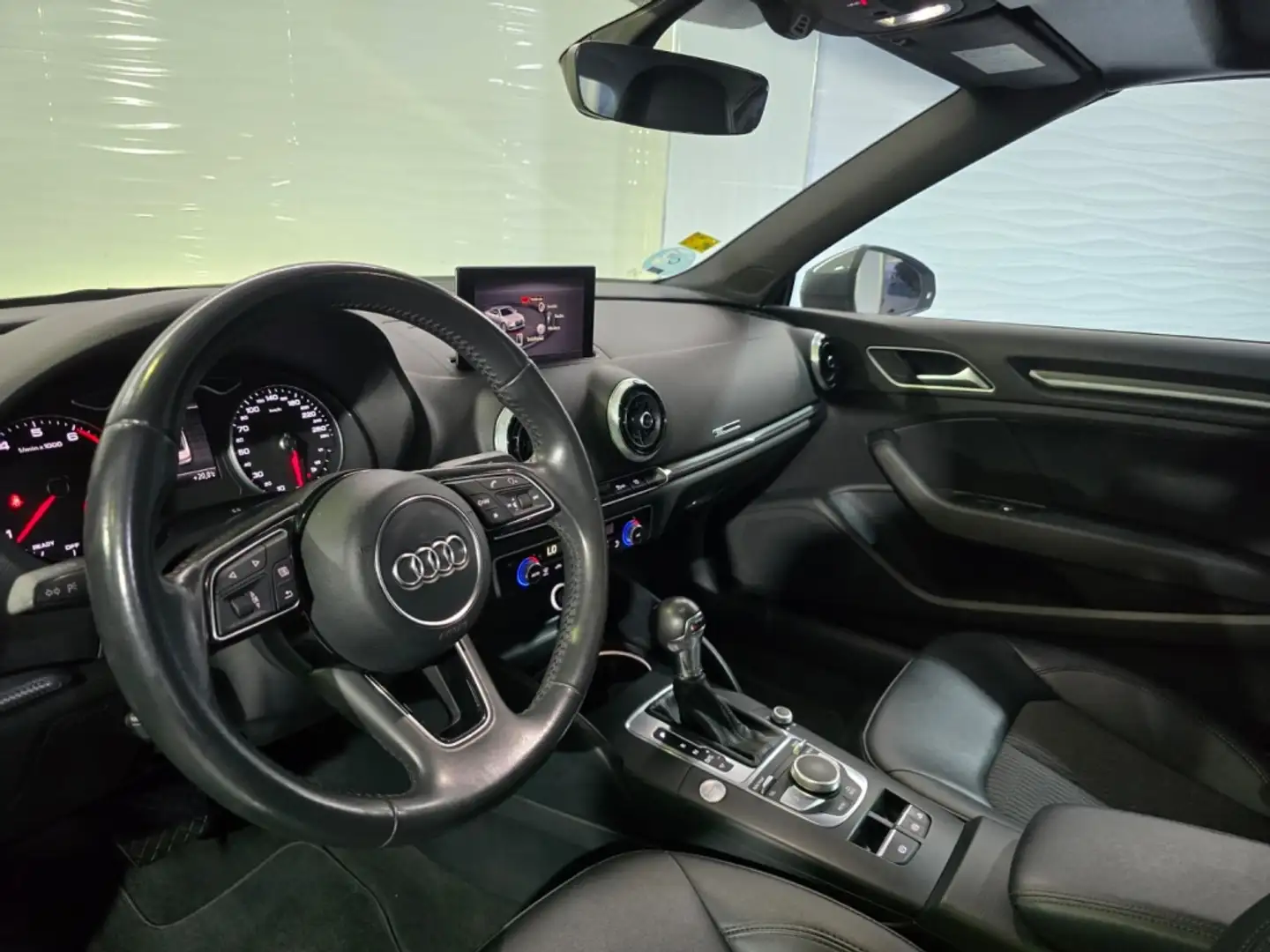 Audi A3 Cabrio 1.4 TFSI Design Edition S-T 85kW Gris - 2