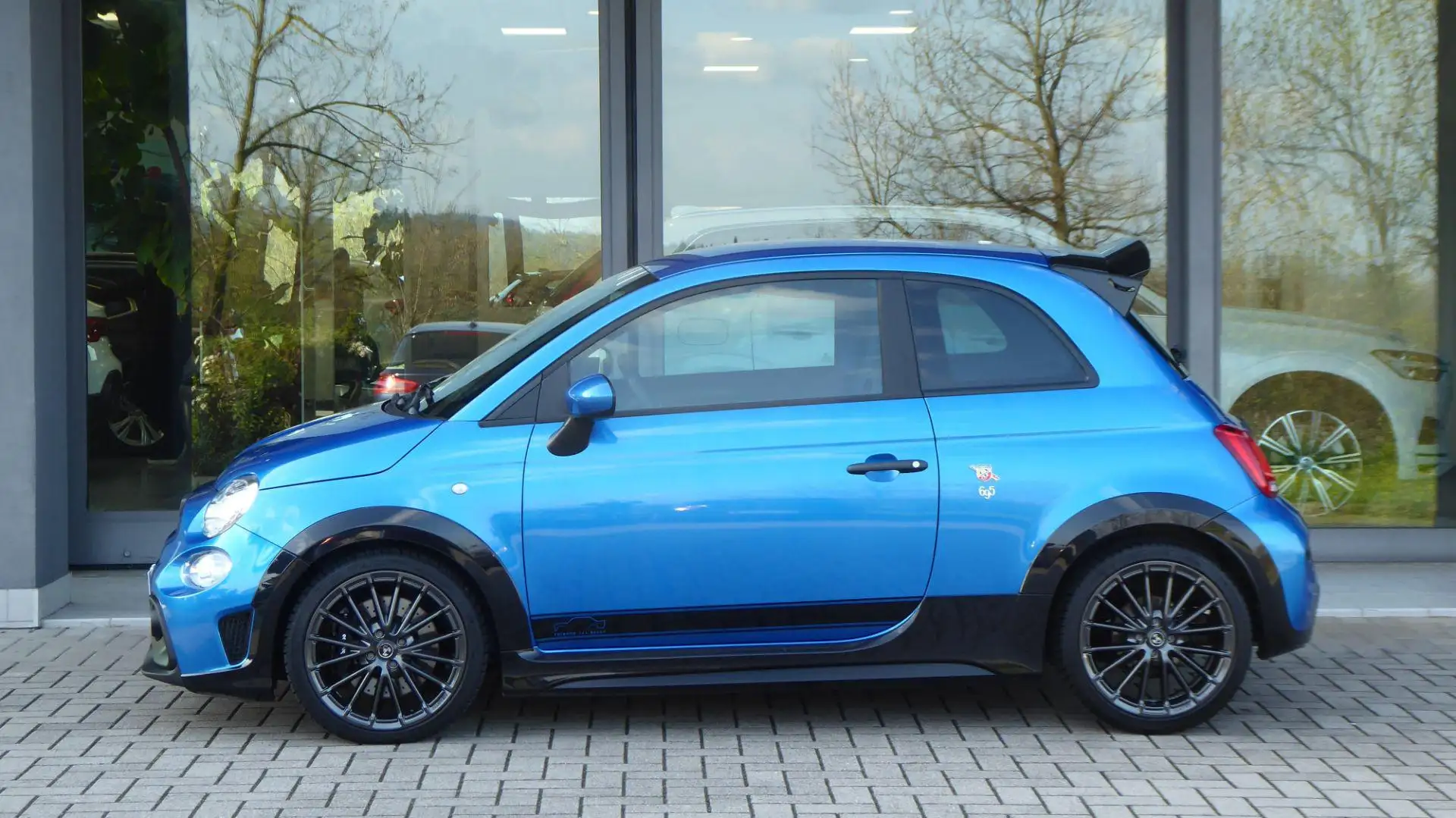 Abarth 695 1.4 Turbo T-Jet 180 CV M.T.A. Tributo 131 Rally Azul - 2