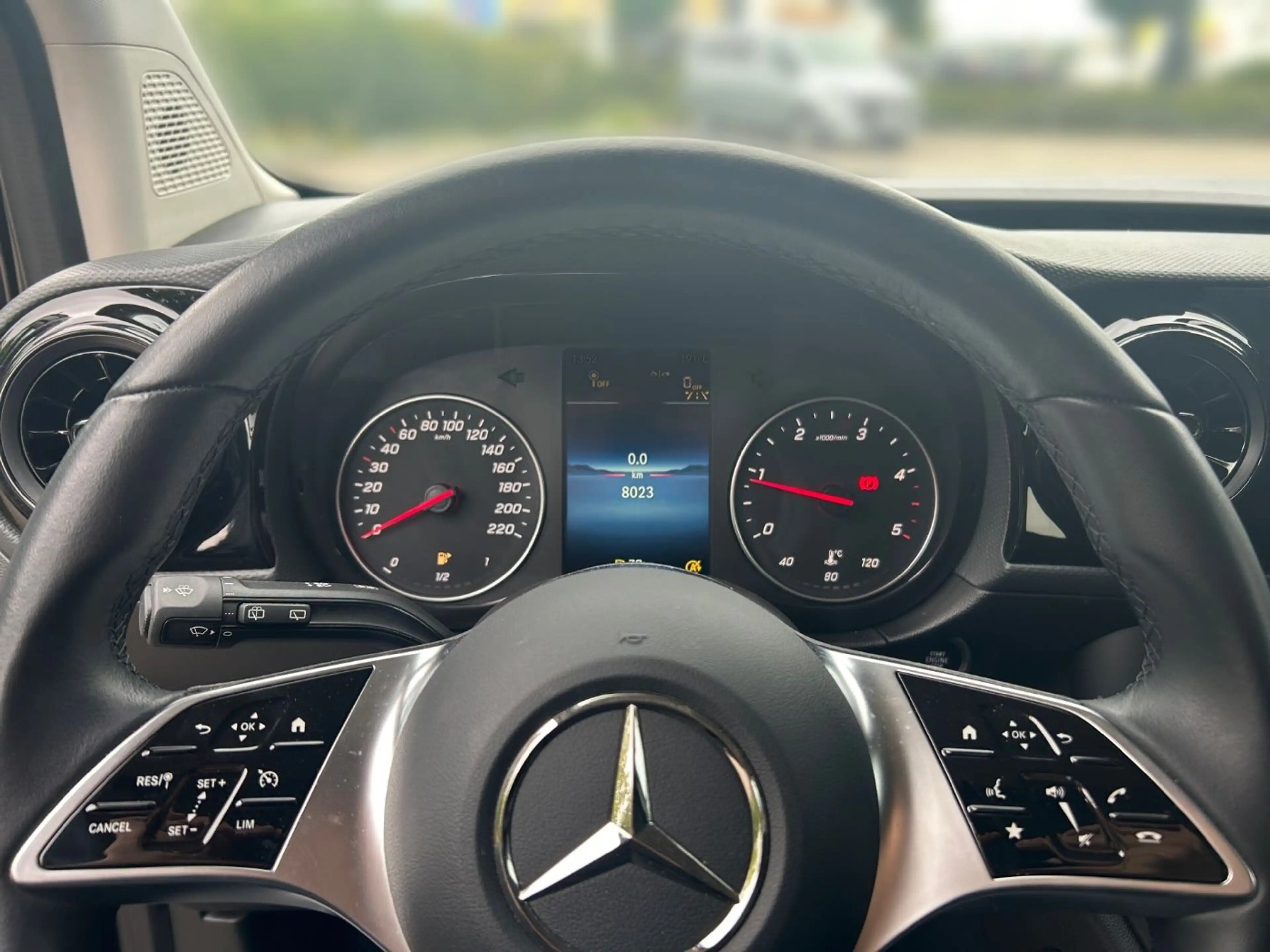 Mercedes-Benz T-Class T 180 d Premium LED PTS AHK Klima DAB Shz RKam — photo 9