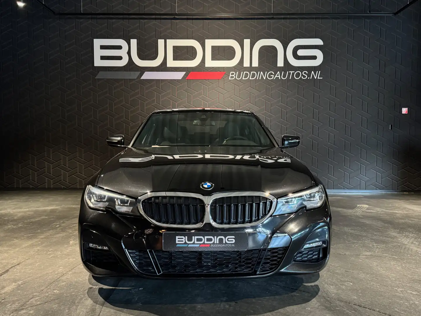 BMW 320 3-serie 320i High Exe | M-sport | CarPlay | Noir - 2