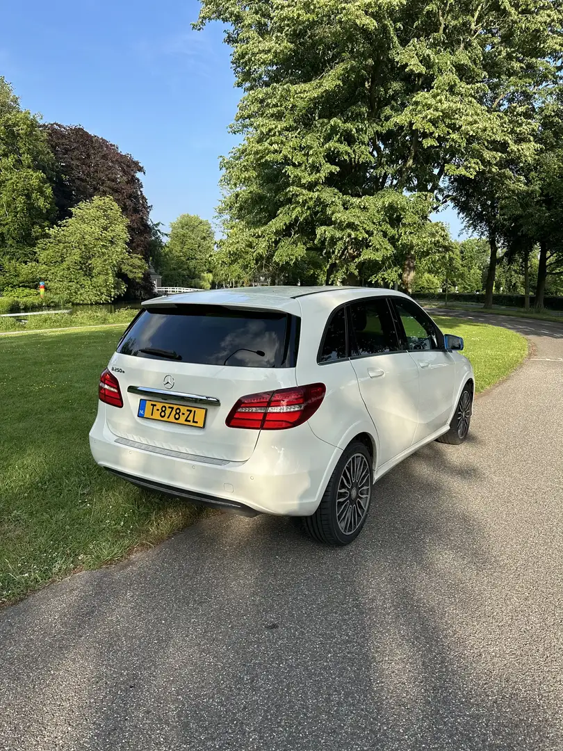 Mercedes-Benz B 250 28 kWh Wit - 2