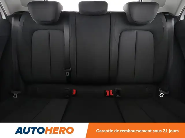 Audi Q2 view 15