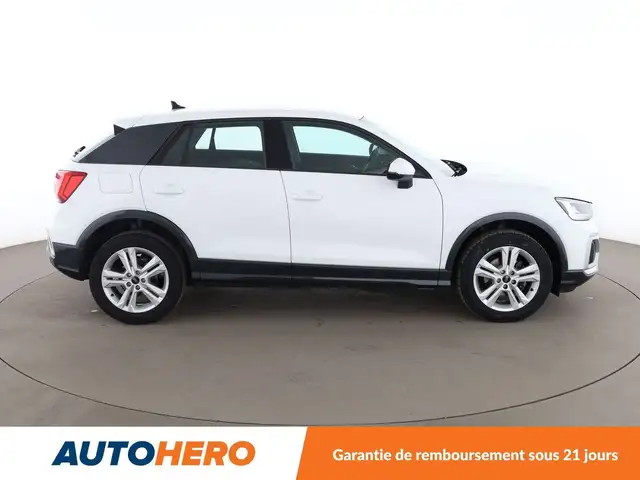 Audi Q2 view 7