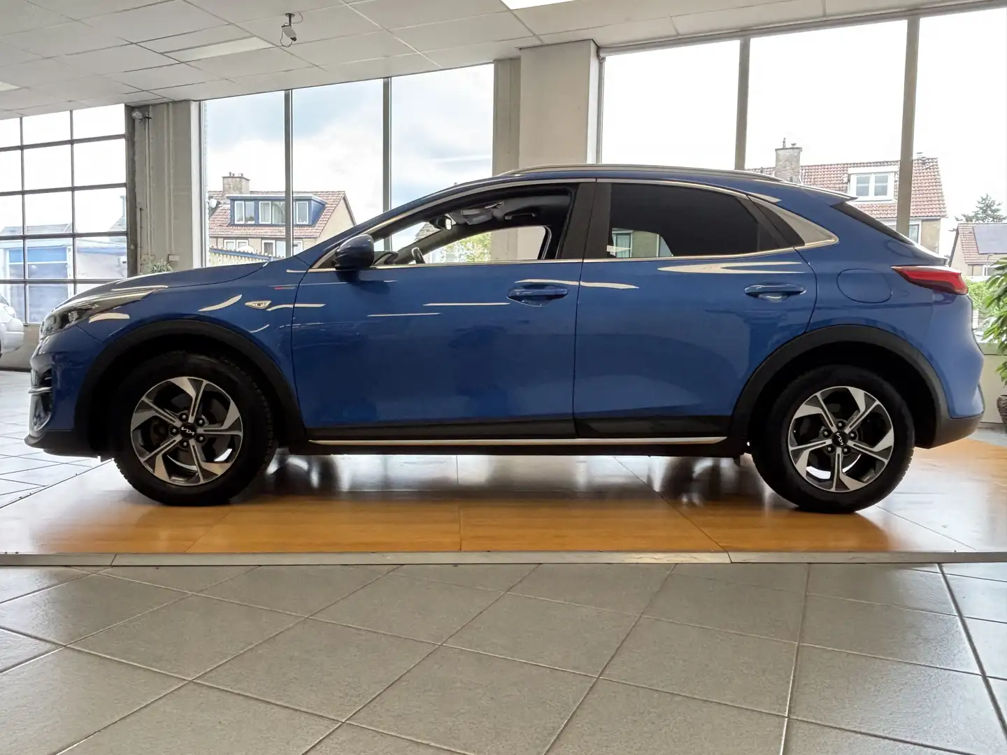 Kia XCeed 1.0 T-GDi * STOEL+STUUR VERW. * CARPLAY * CAMERA - 2