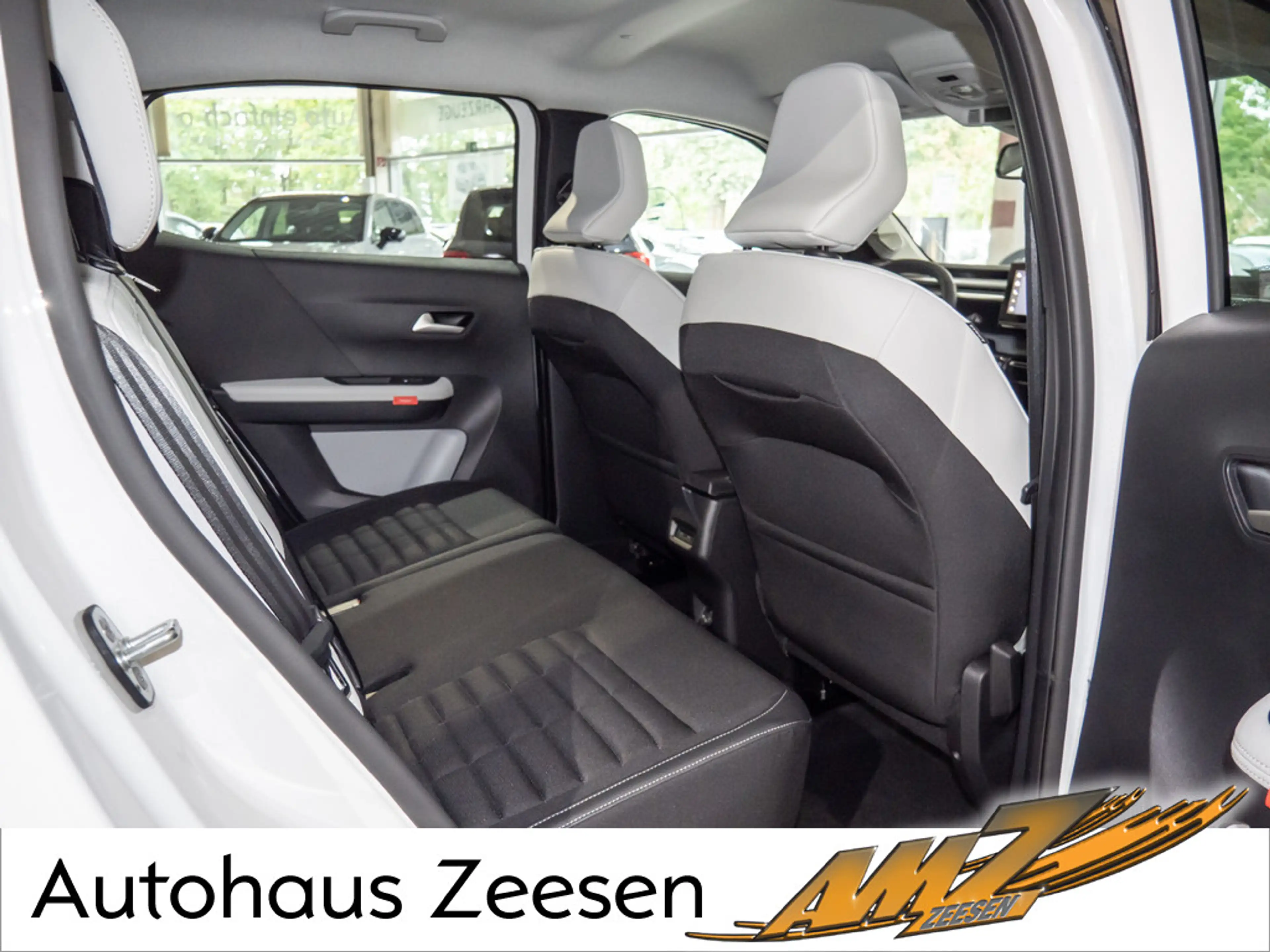 Citroen C3 Aircross Hybrid 145 TeamD LED HUD 7-SITZER — photo 4
