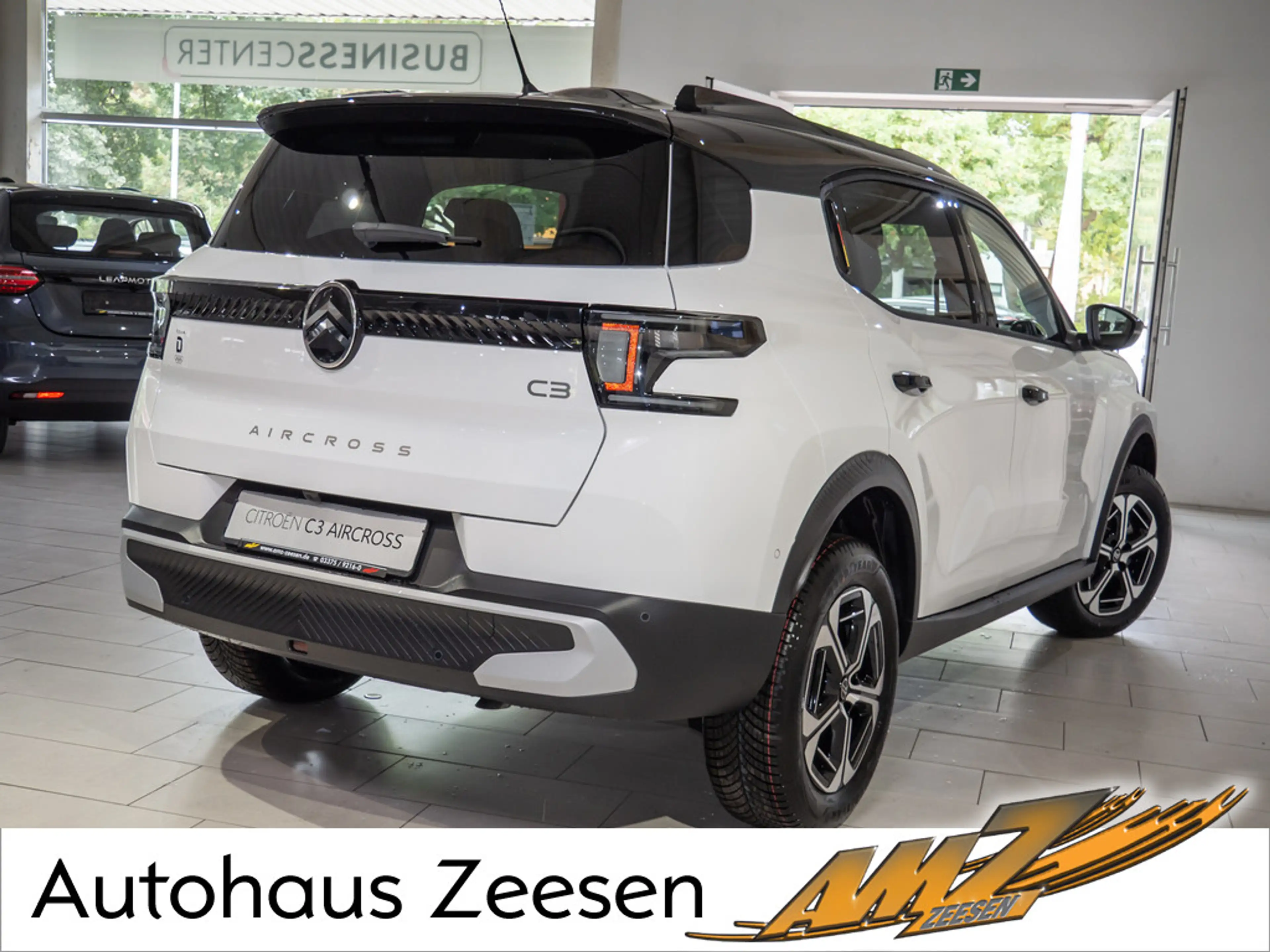 Citroen C3 Aircross Hybrid 145 TeamD LED HUD 7-SITZER — photo 3