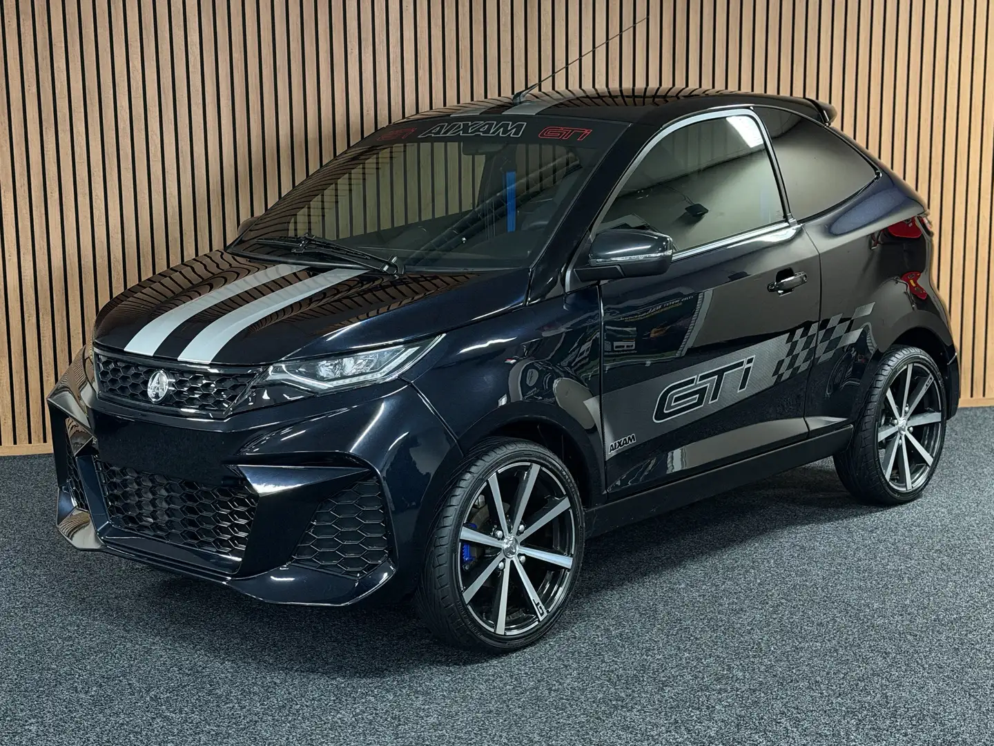Aixam GTI Sport 2000 KM !! | 8 PS | Full Led | 45 km/h - 2