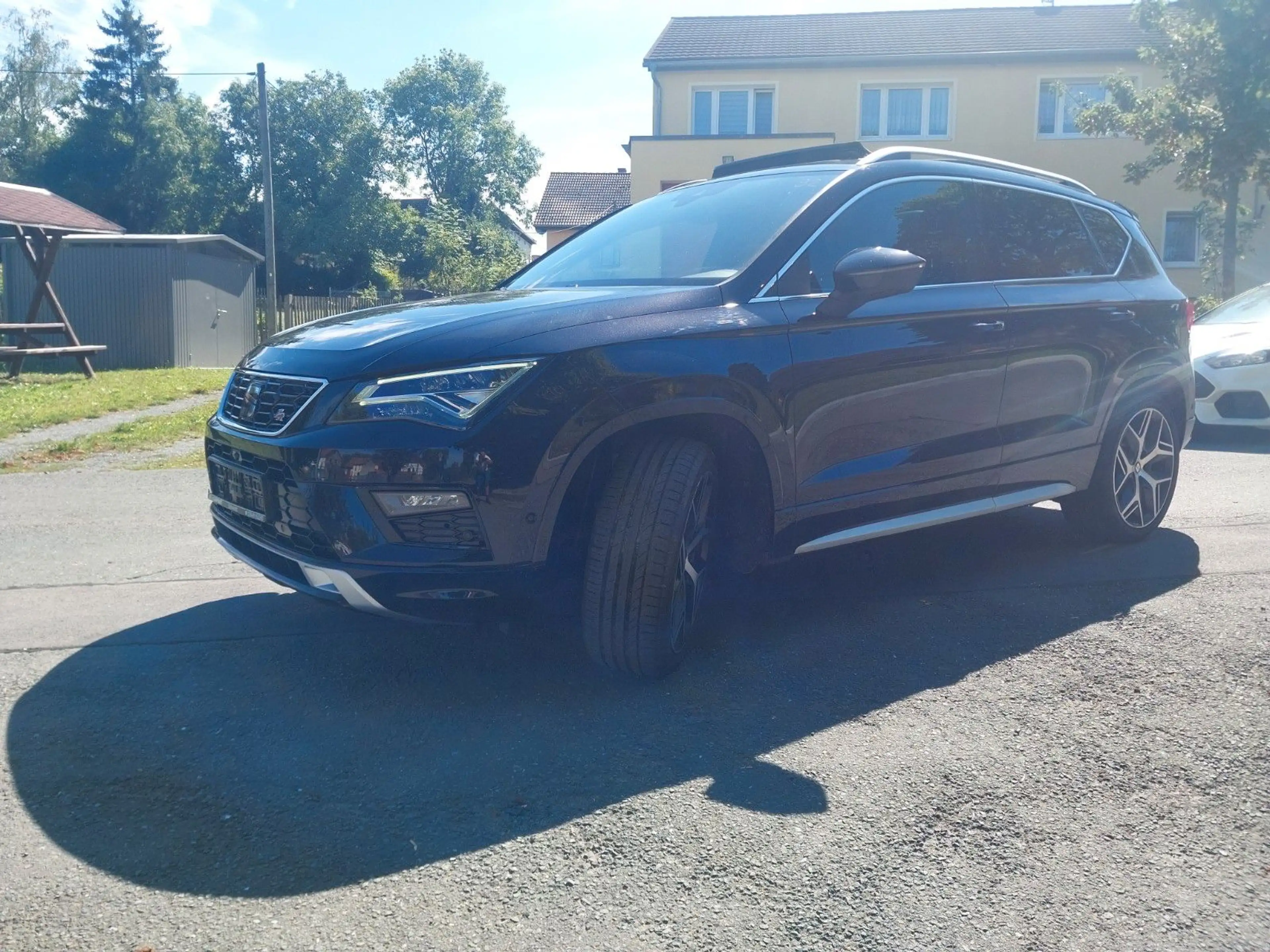 SEAT Ateca FR 4Drive Panorama  AHK LED Navi Allrad — photo 3