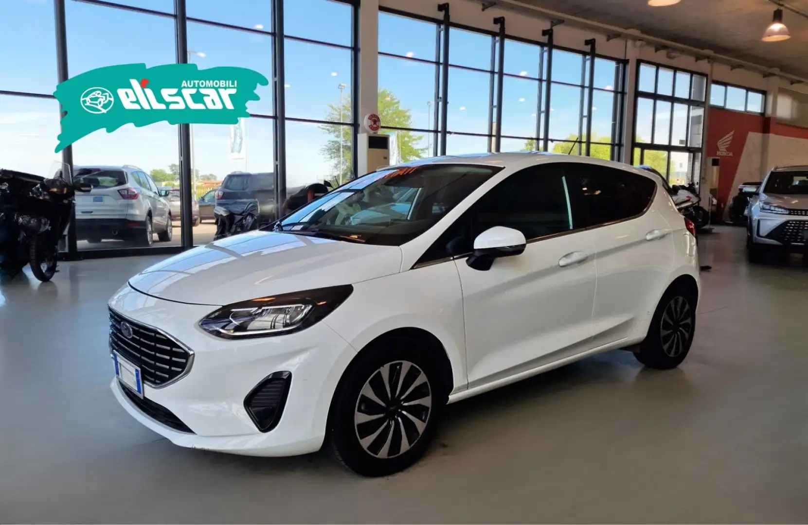 Ford Fiesta 1.1 75 CV 5 porte Bianco - 2
