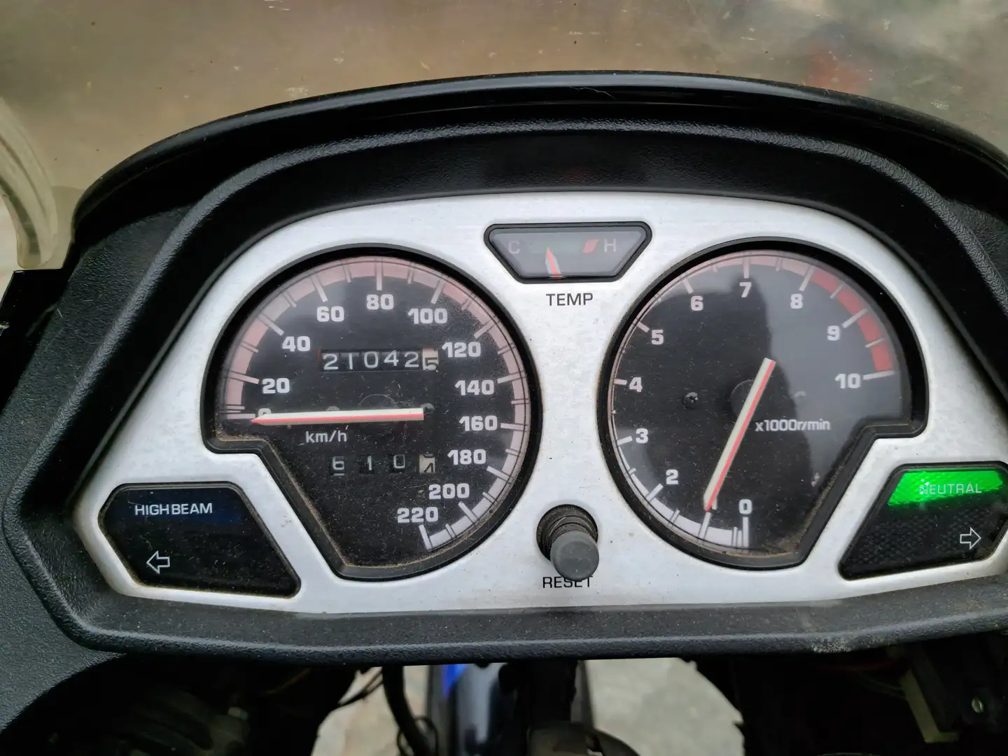 Yamaha XTZ 750 Super tenere Negro - 1