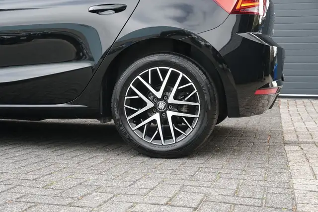 SEAT Ibiza view 12